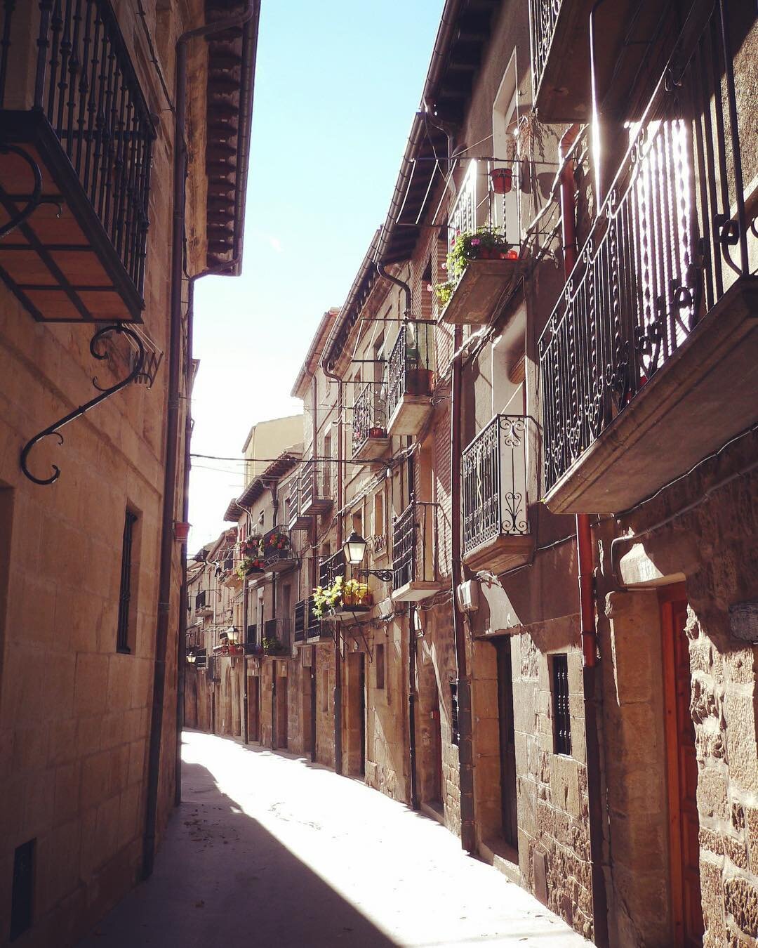 A time before cars in town of Laguardia #laguardia #rioja #spain #travel #traveling