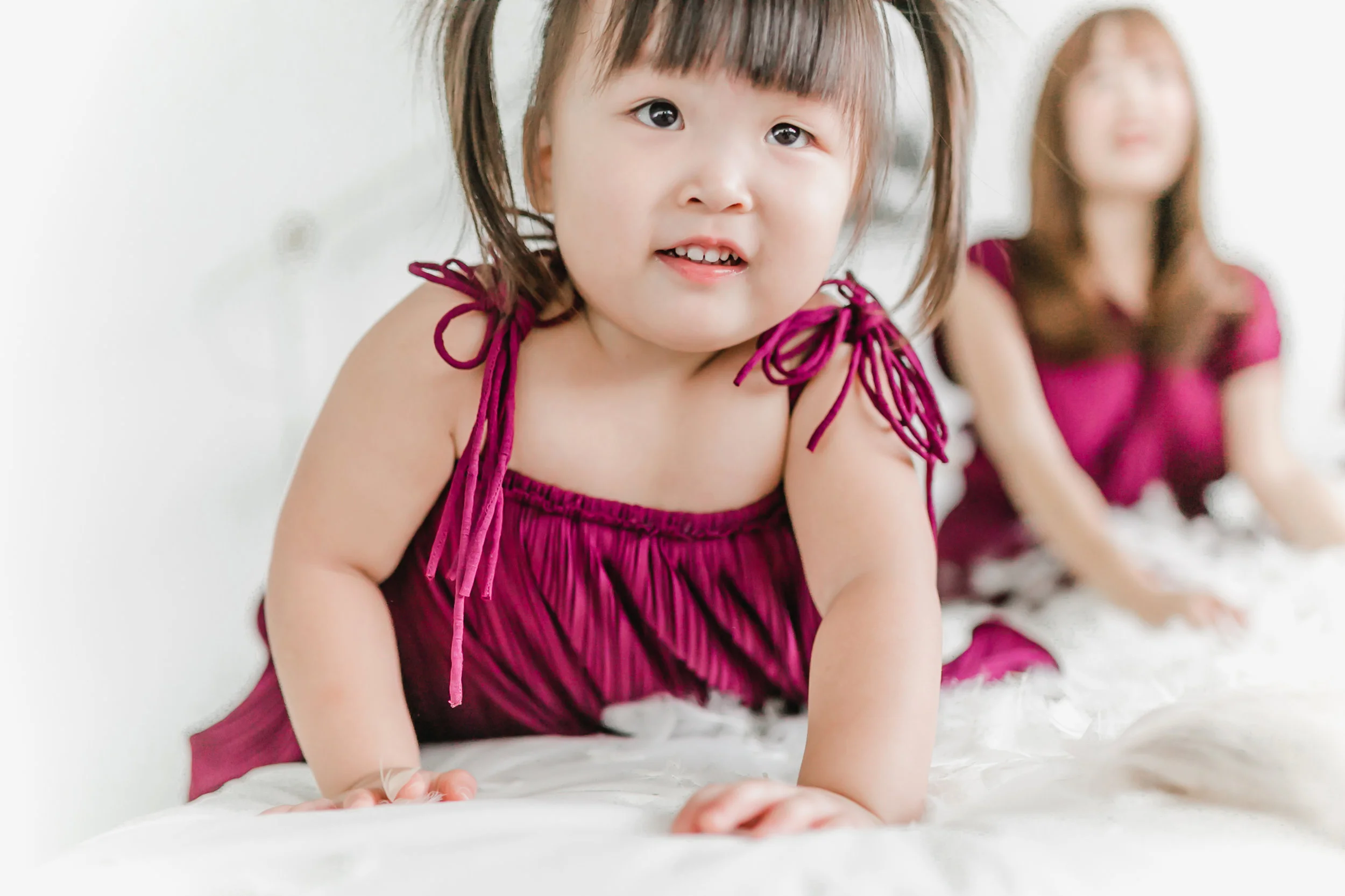 LEIALAUREN_PILLOWFIGHT-26.jpg