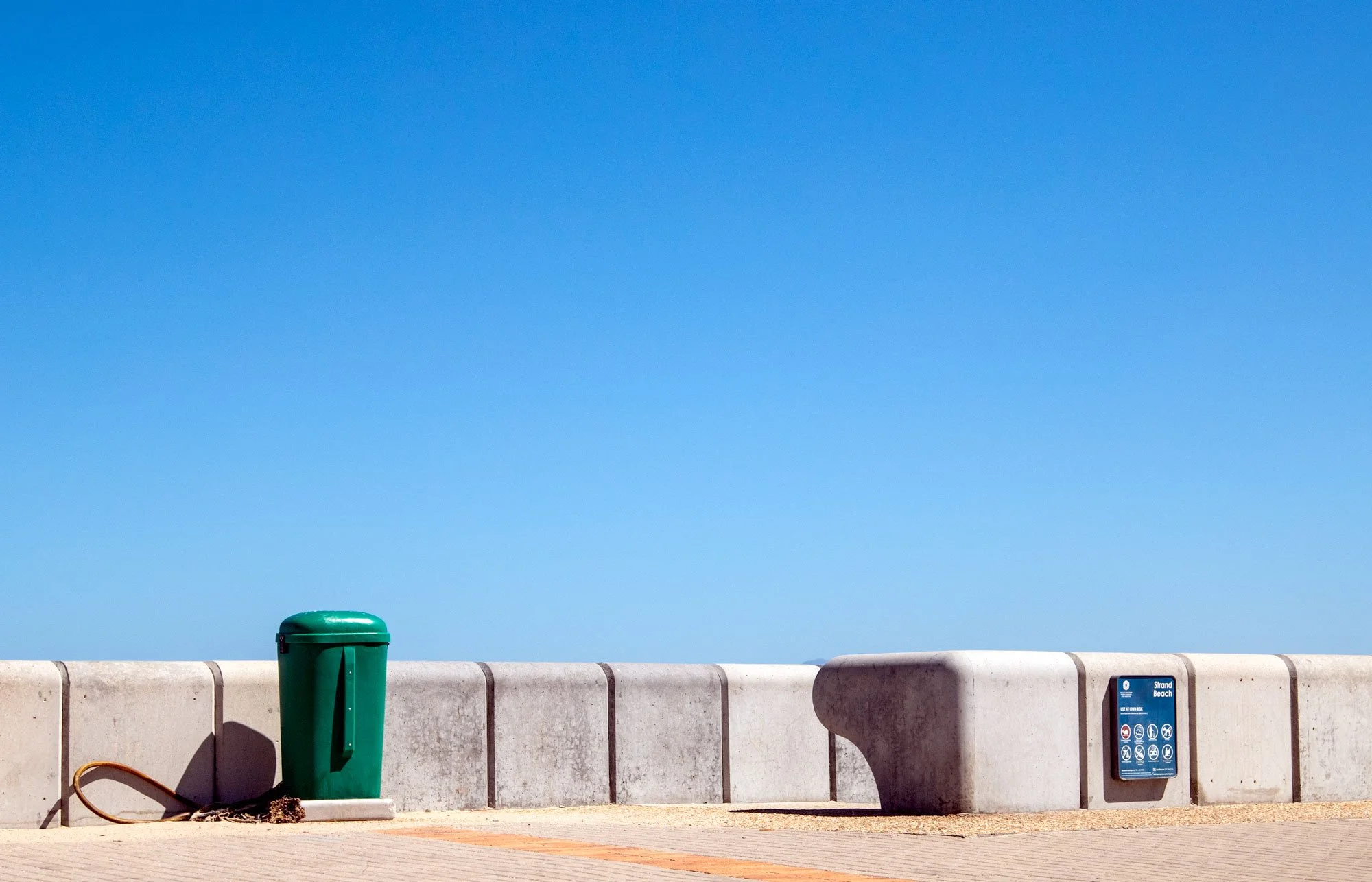 street-beachwall.jpg