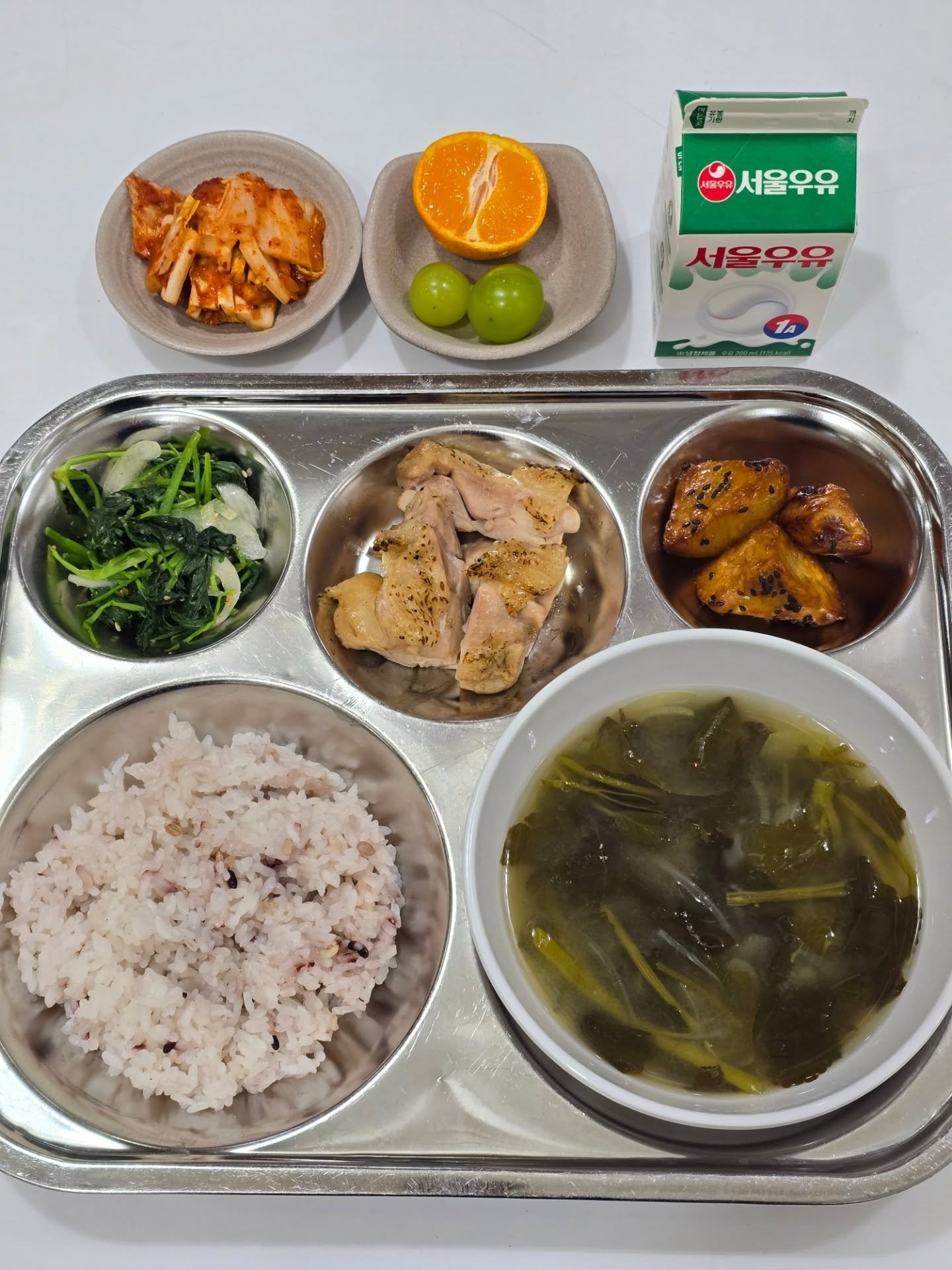2026.02.04
Korean
Grilled Chicken - 숯불닭구이
Multi Grain Rice - 잡곡밥 
Spinach Miso Soup - 시금치 된장국
Korean Parsley Salad - 참나물 무침 
Candied Sweet Potato - 고구마 맛탕 
Kimchi - 김치
Fruit &amp; Milk 

International
Creamy Chicken Penne
Caesar Salad
Roasted Carrots