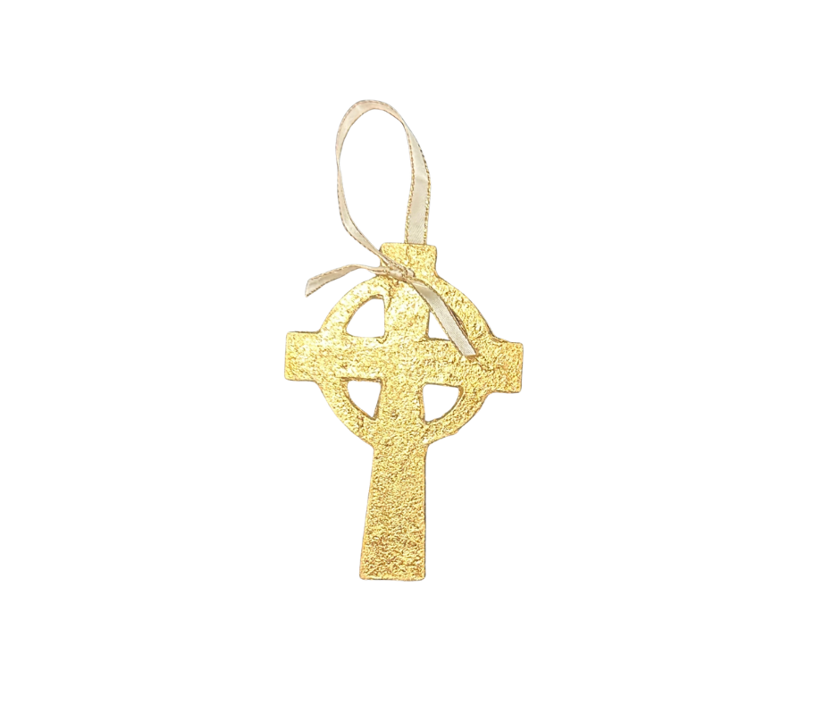 WW - Gilded Medallion Celtic Cross.png