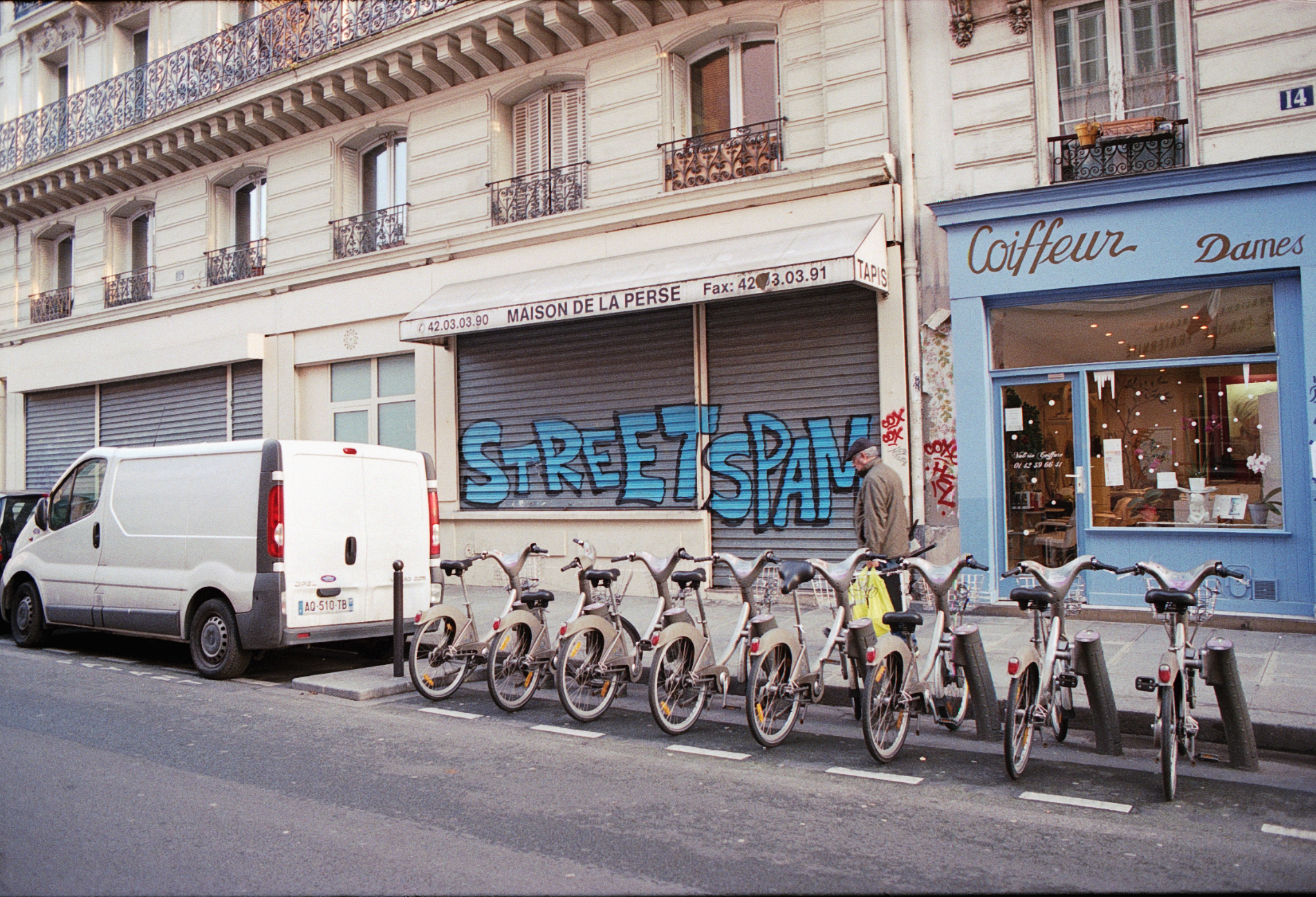 STREET SPAM GRAFFITI ARTWORK BY GOOD GUY BORIS PARIS FRANCE 2012