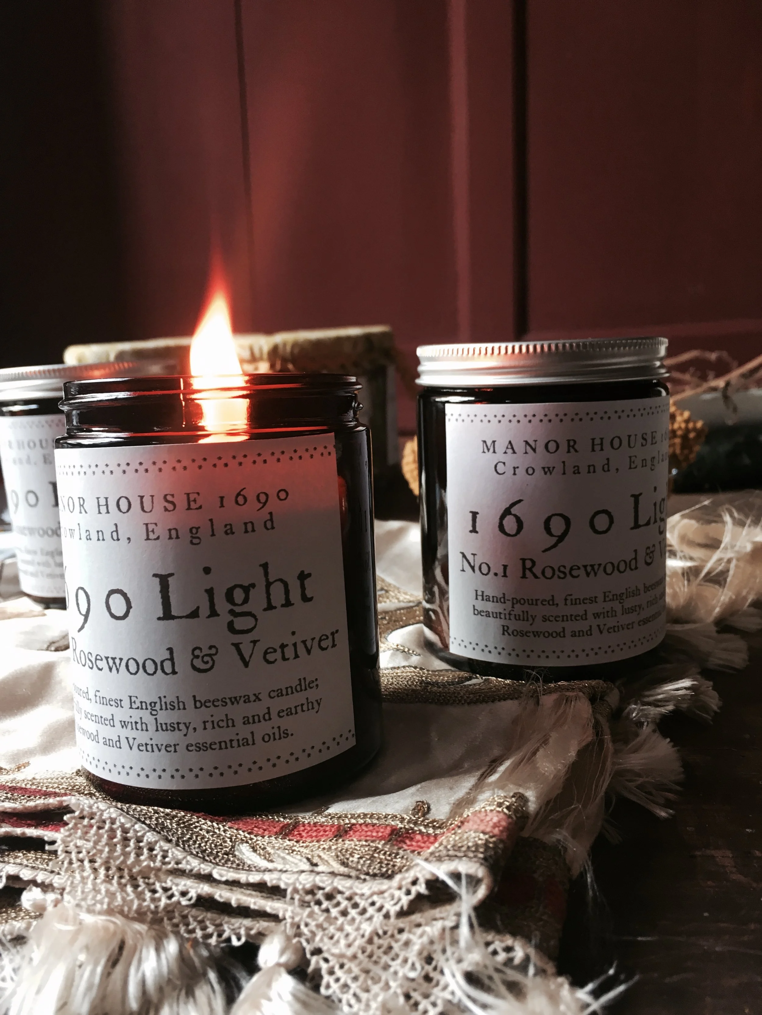 manorhouse1690_shop_crowland_lincolnshire_fens_antiques_places_to_visit_17thcentury_1690_light_candle.jpg