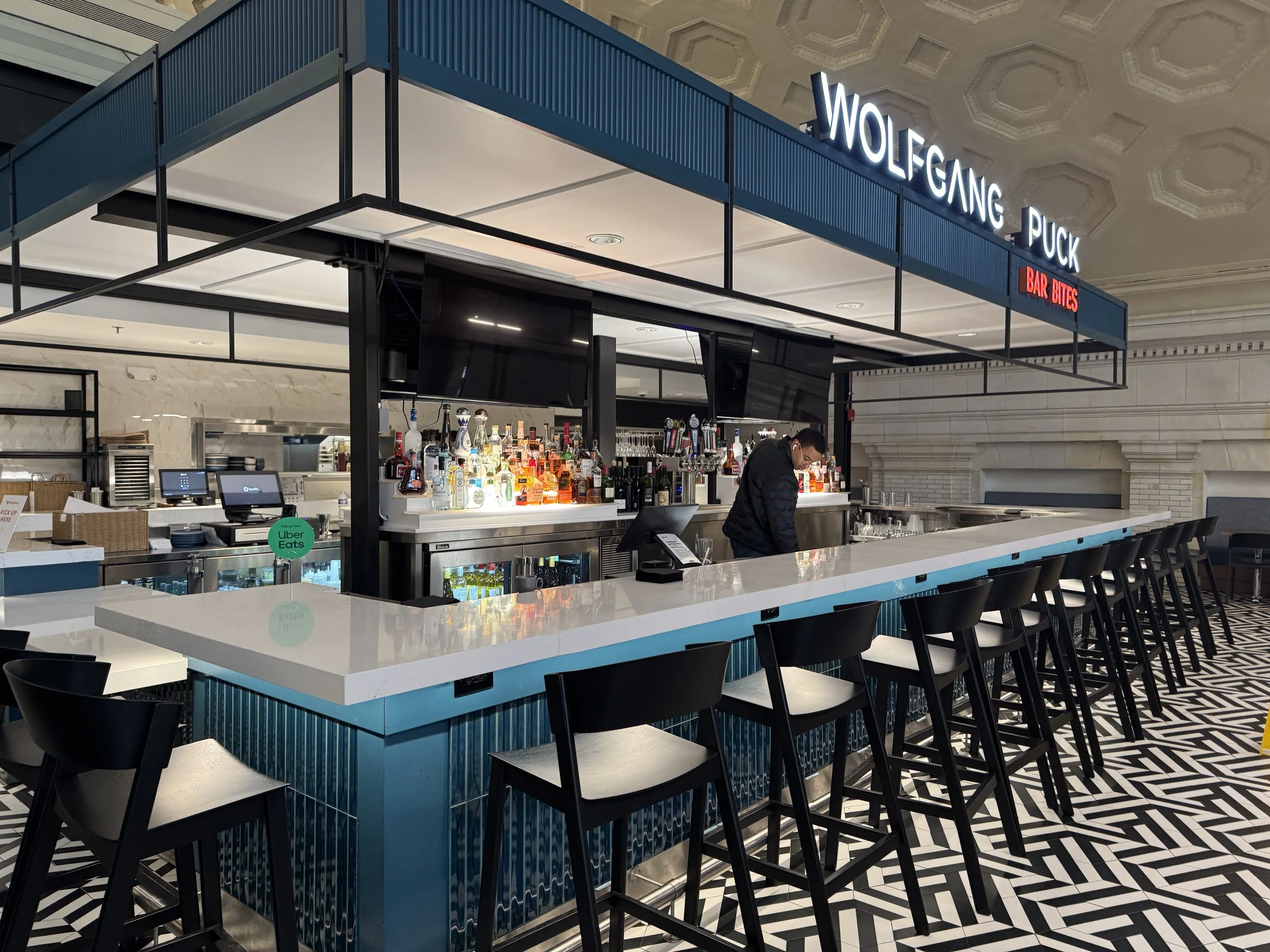 WOLFGANG PUCK BAR + BITES - UNION STATION - WASHINGTON DC