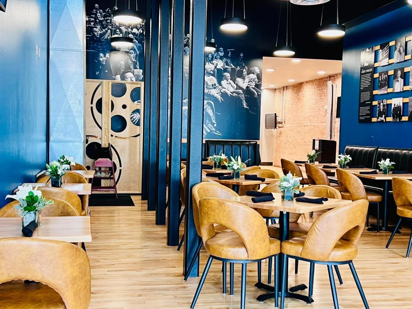 ABBY SINGER'S BISTRO AT ROBINSON FILM CENTER - SHREVEPORT, LA