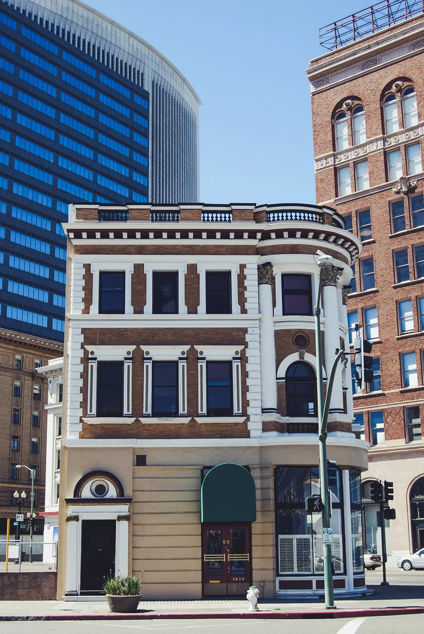  Oakland, California 