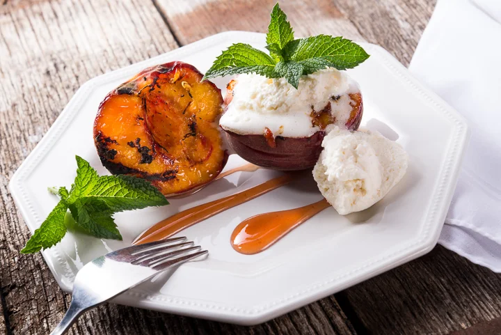 Grilled Peaches with Vanilla Ice Cream