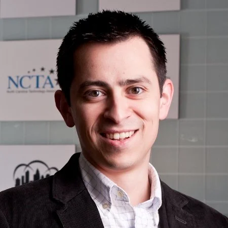 Juan Garzón: Messaging Strategist at The Garzón Company, Executive Director at StartCharlotteJuan spent over a decade in marketing and communications, ranging from starting his own business to heading up the marketing department of a global market r…