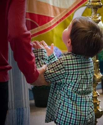 child-eucharist.jpg