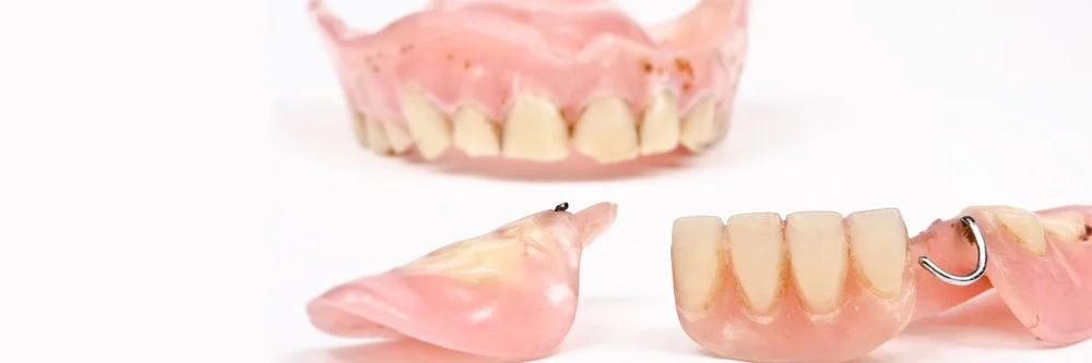 What+do+I+do+if+i+damage+my+dentures_header.jpg