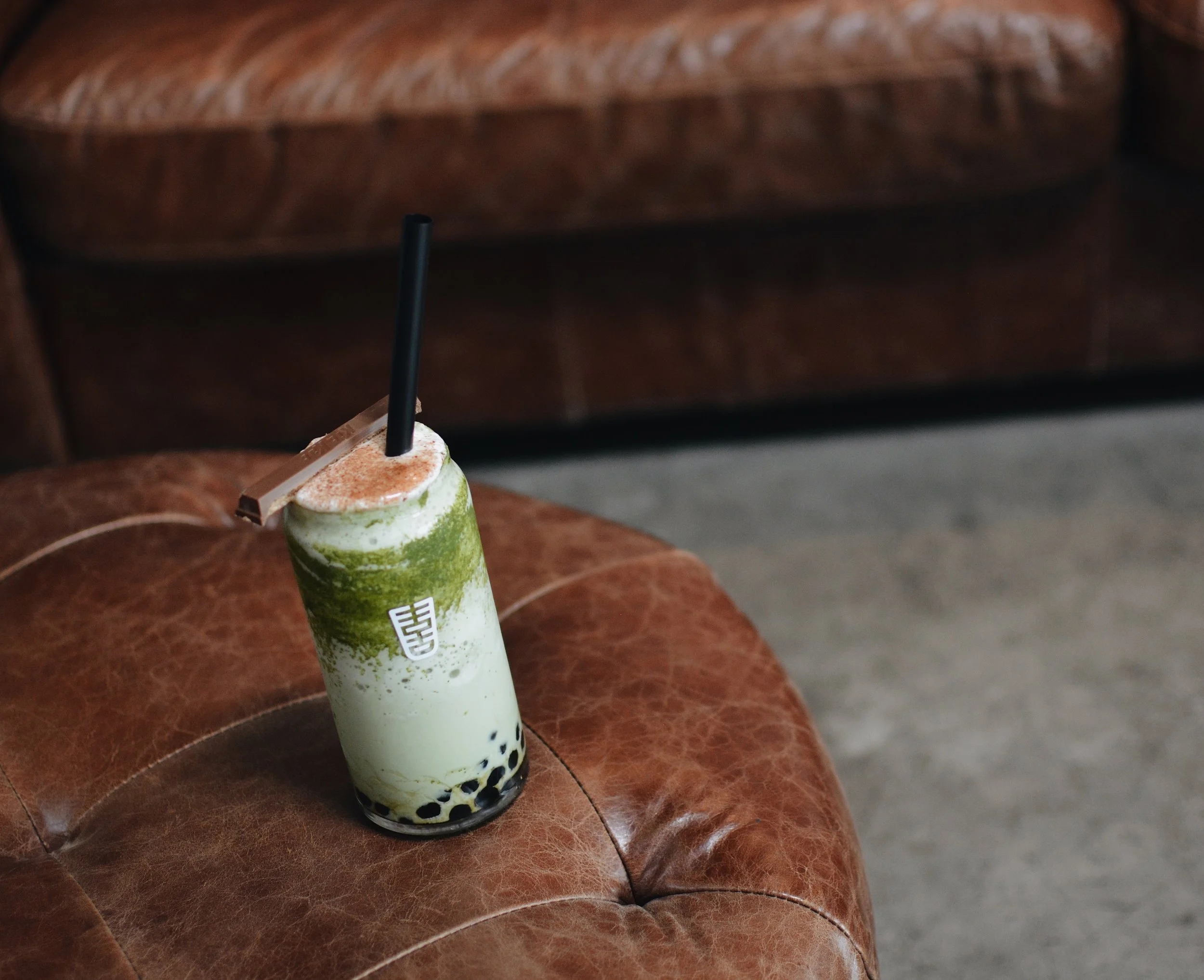 matcha smoothie with boba