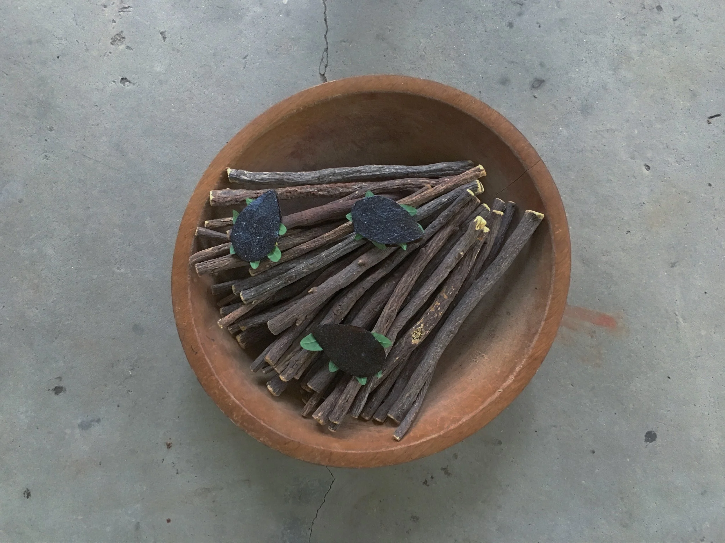 Liqorice, Mandarine, Lemon Vervbena, Vanilla.JPG