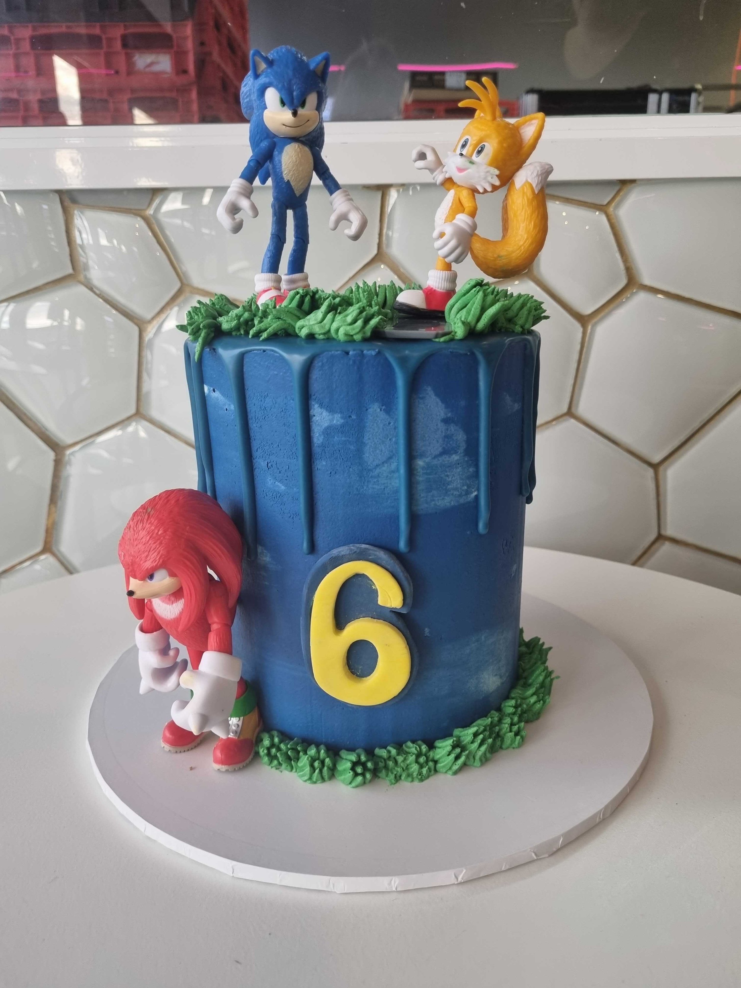 Sonic Cake.jpg