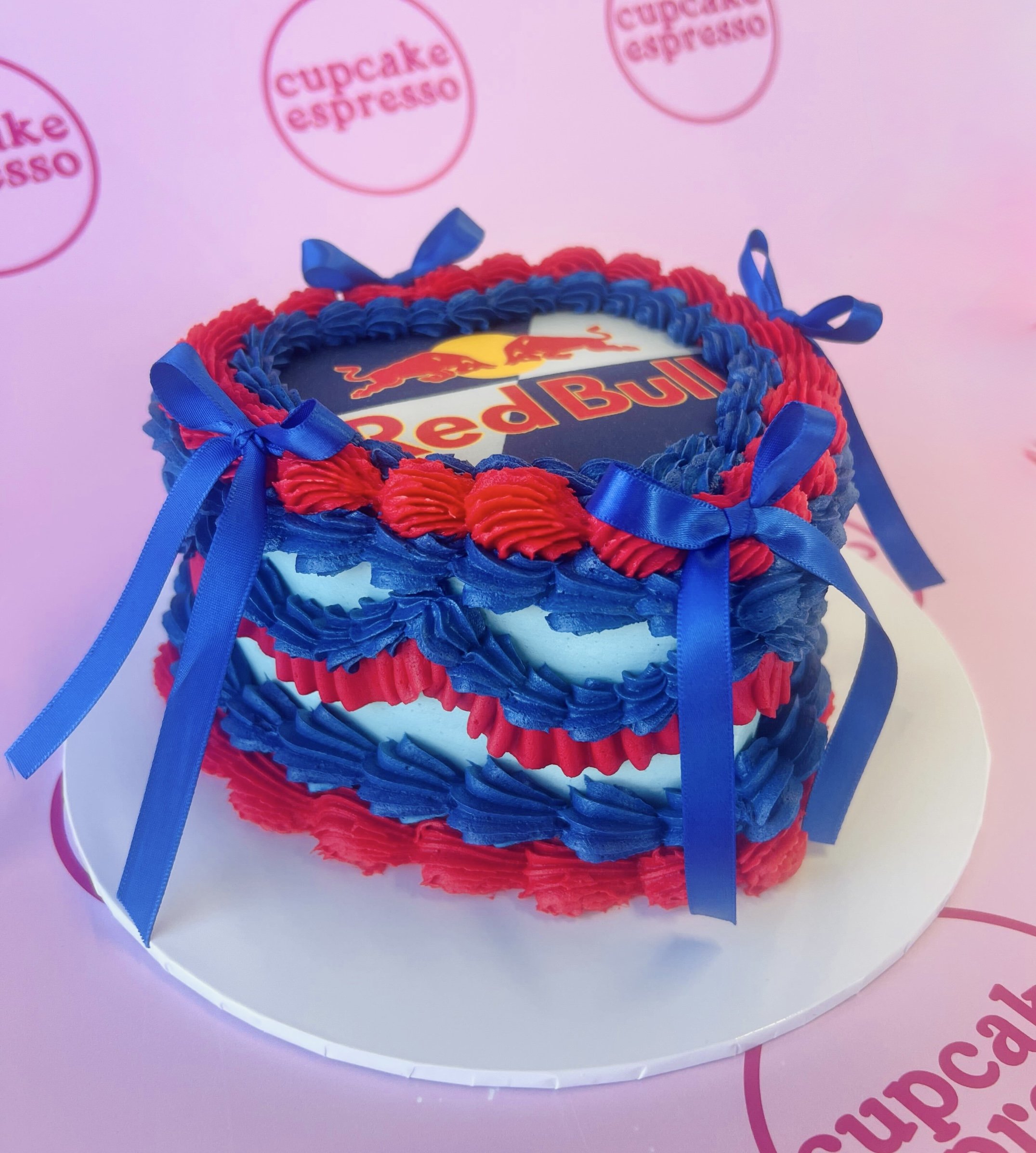 image cake red bull.jpg