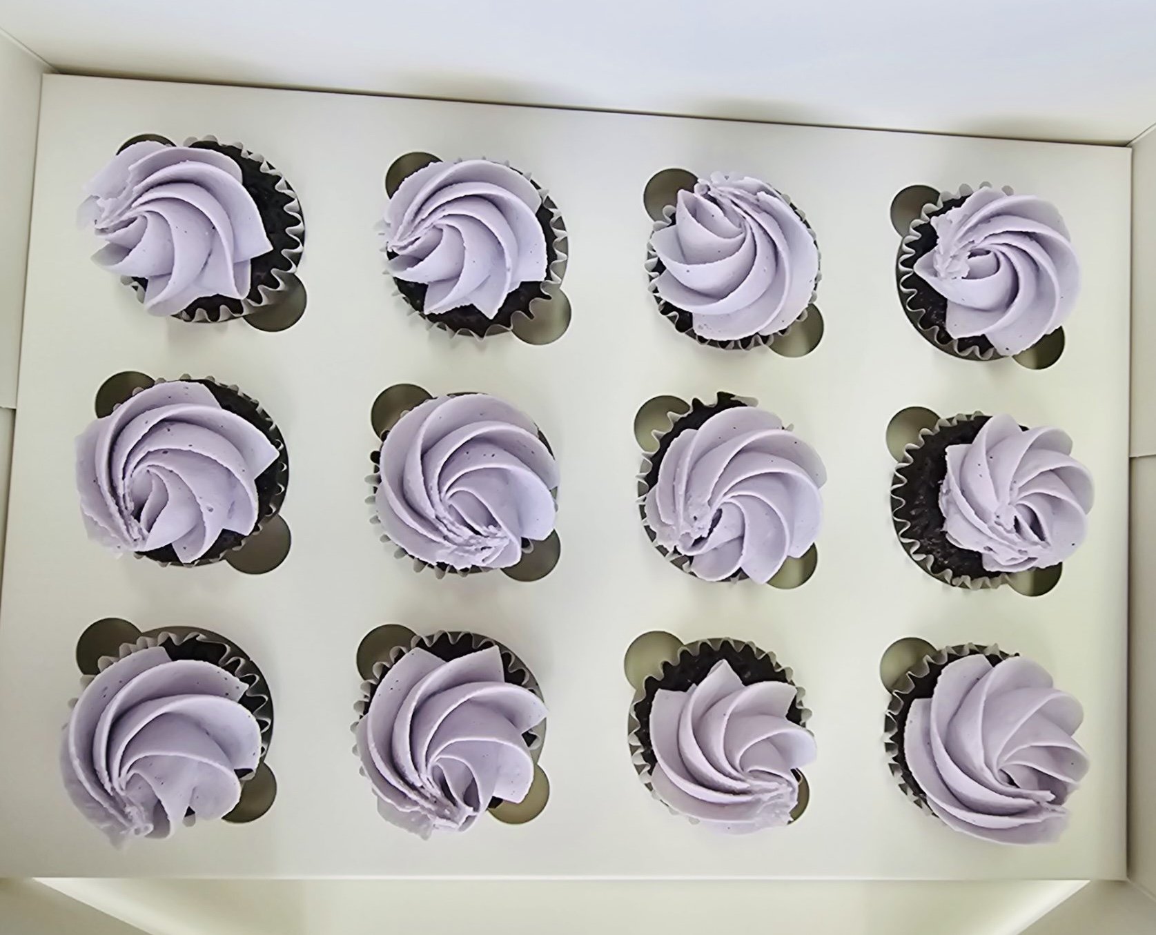 mini cupcakes.jpg 2.jpg