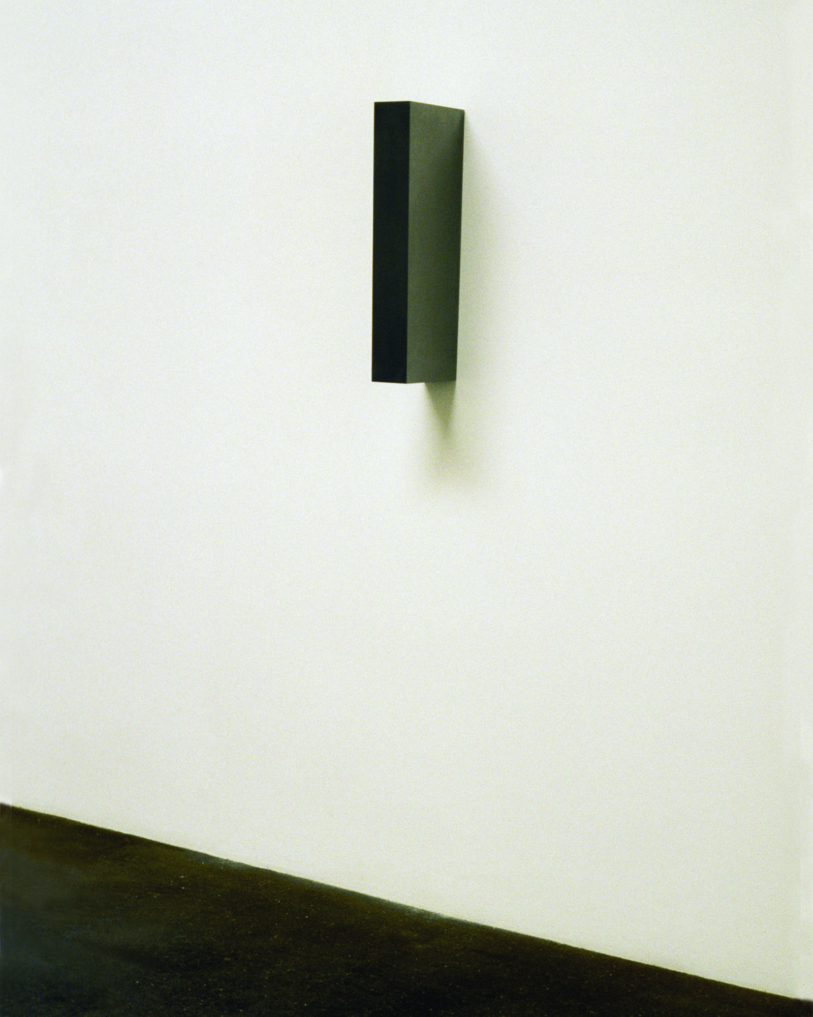   Untitled (Asymmetrical Form no. 4), 2007  Solid graphite,&nbsp;21.06” x 3.25” x 8.06” 