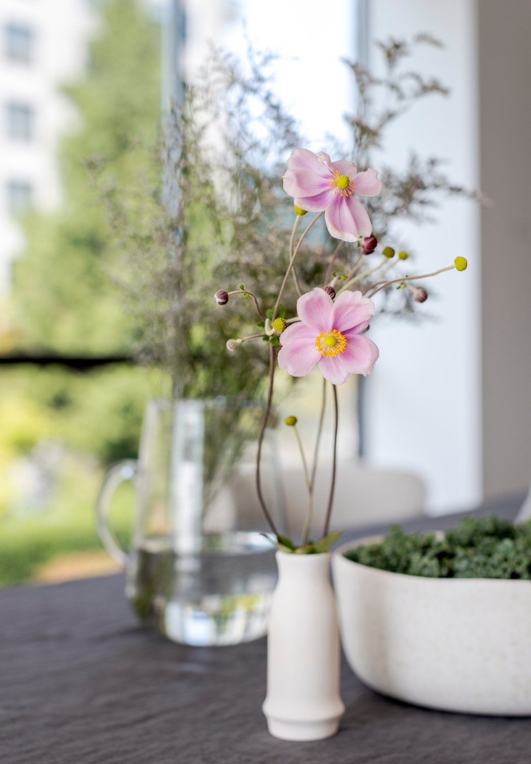 Flowers are always a good idea! Happy Friday!

Photo: @janisnicolayphotography
Design: @thehavencltv
Styling: @thehavencltv + @jvdesigngroup