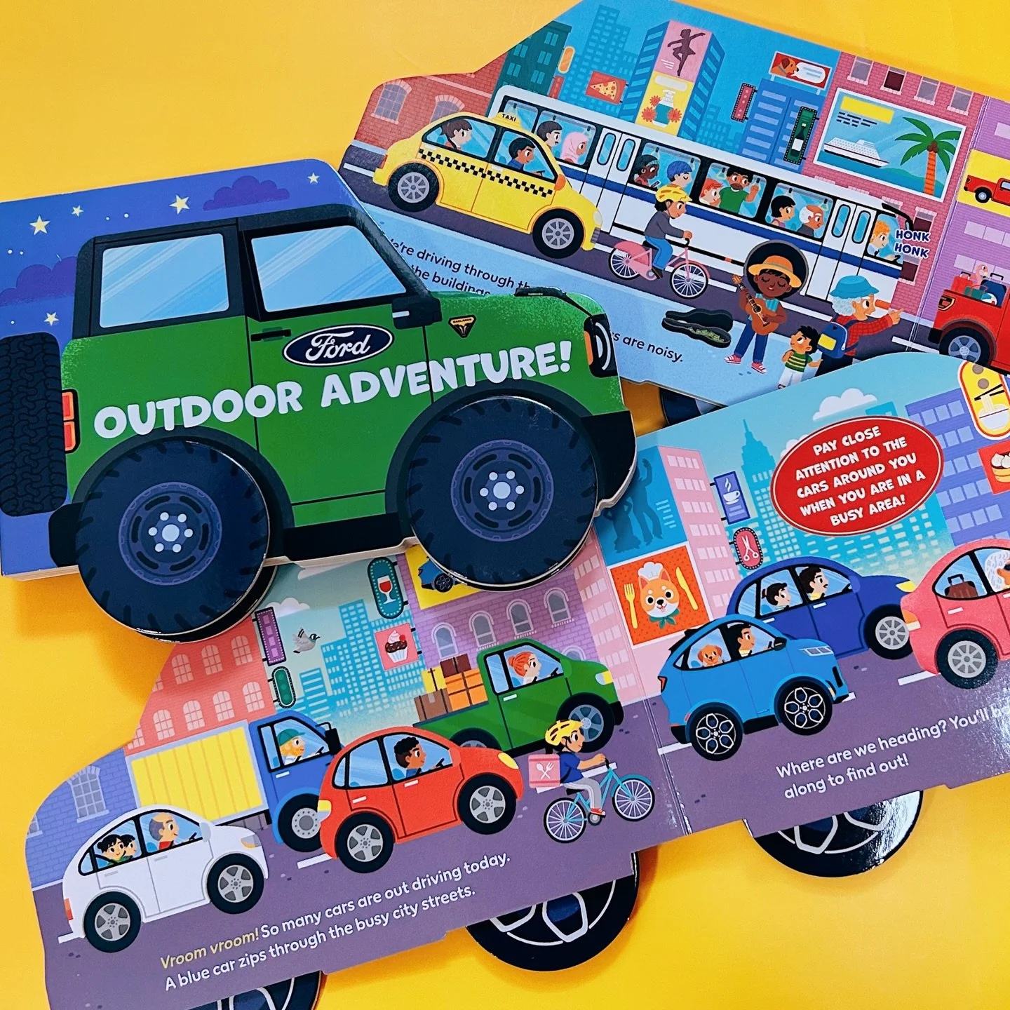 So excited to share two books I illustrated with @penguinworkshop ✨
Love drawing all the cute little vehicles, hope you enjoy them too!🥰🚗🛻

#mybook #illustration #childrensbook #kidsbooks #childrensillustration