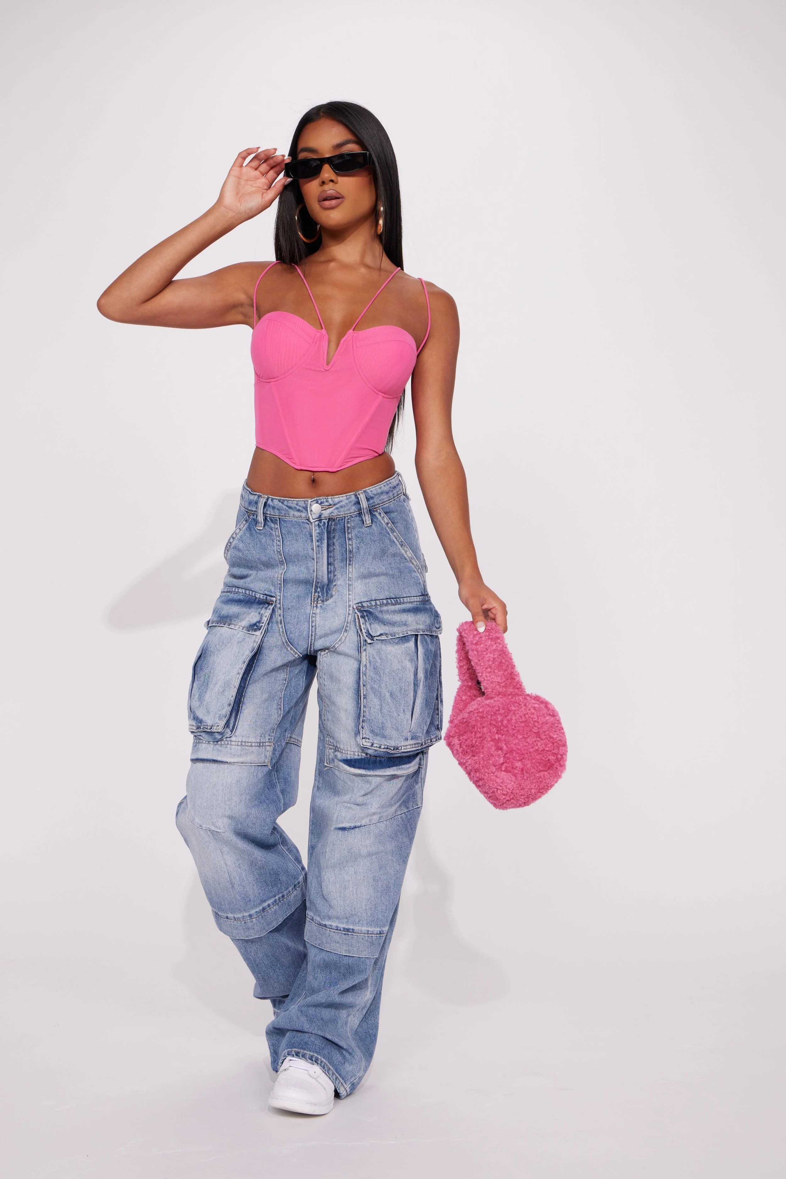 03-23-23 Studio 1_TA_MR_10-32-10_13_GW22X2351A_Fuchsia_20383.JPG