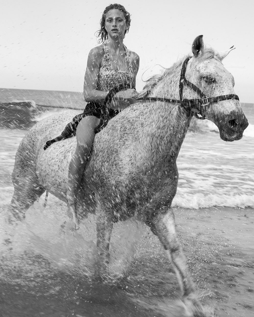 SPLASH!
#tingsmagazine #tingsstudio #dougordway #michaelflutie #edenvanakkeren #costarica #lolascostarica