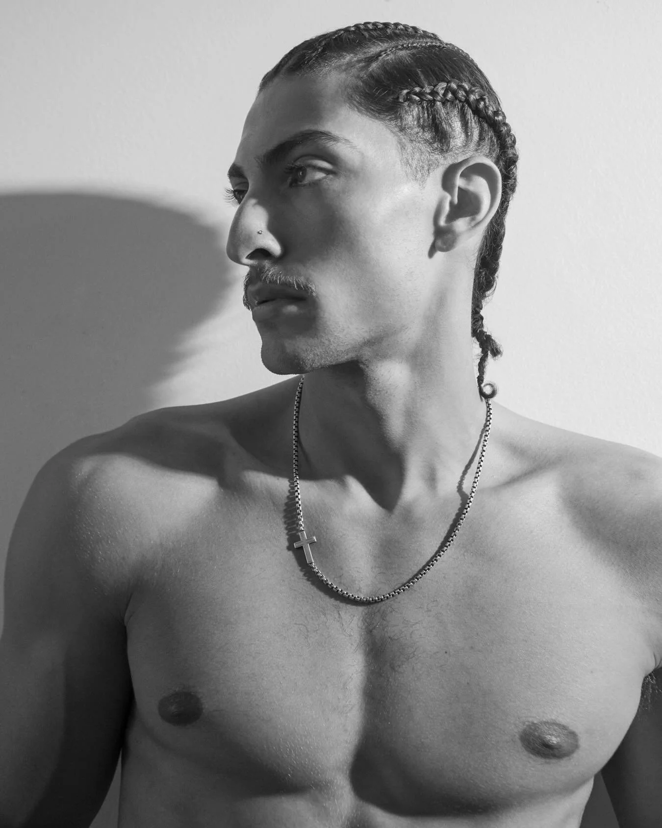 Changing it up a bit... some clean, classic, studio! Back shooting in the city that I luv...NYC #dougordway #lensesreps #majormodelsny #ilovemodels #juliancardona