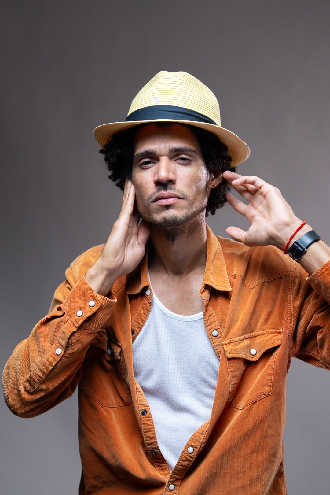 Cuban songwriter Ronkalunga in concert