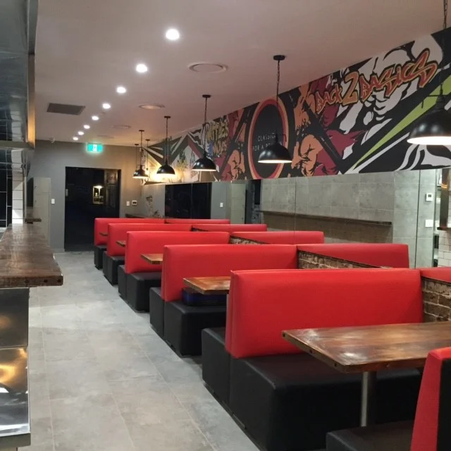 Classic Burger 3.jpg