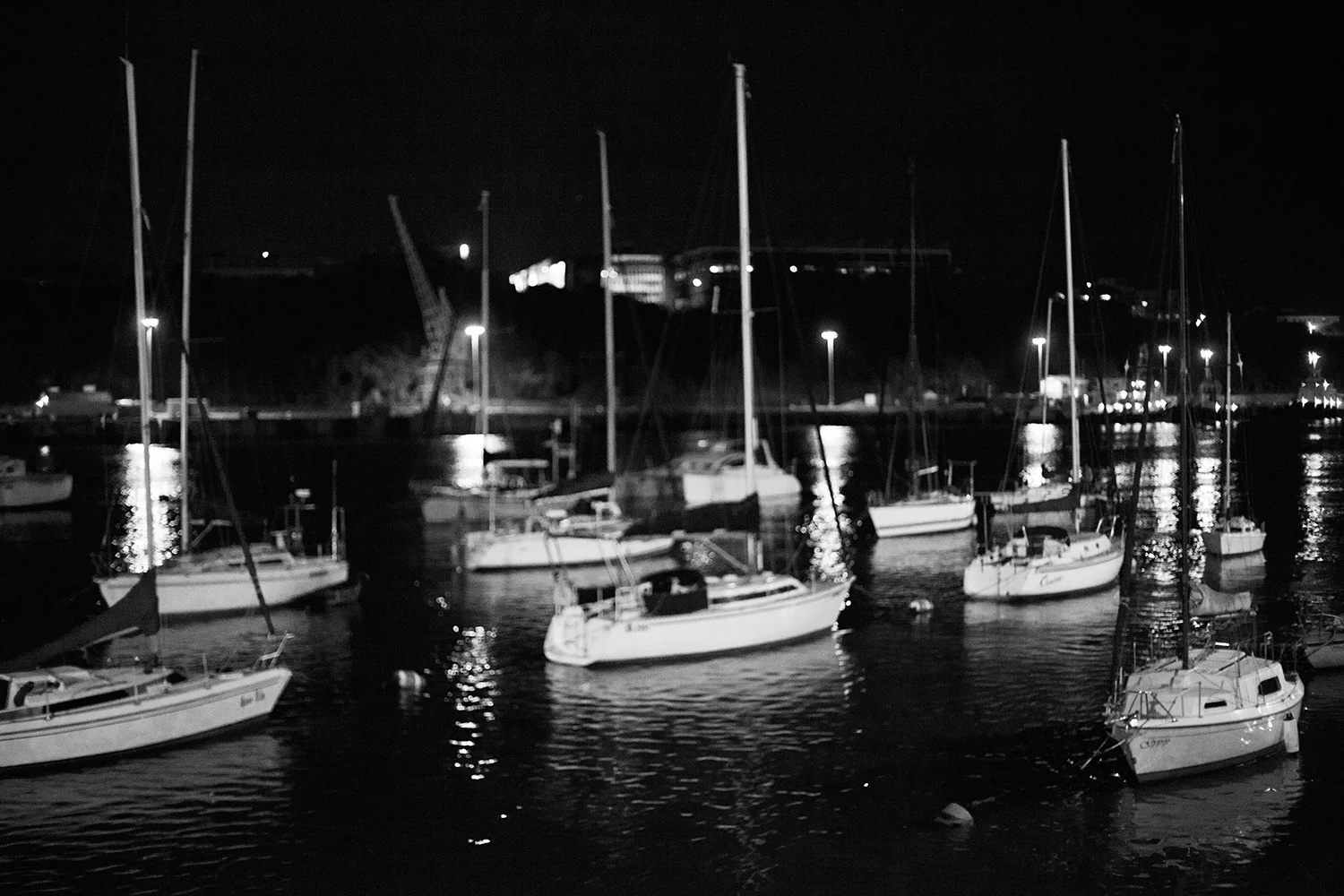 11_ExperimentsWithLight_HMP_BoatsInBay_02.jpg