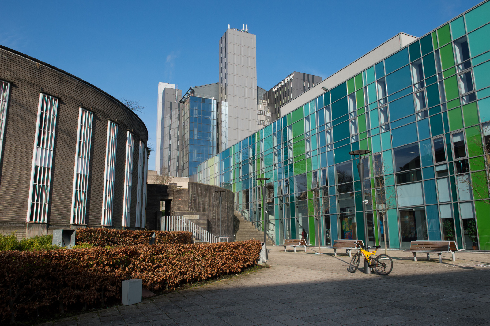 The Fraser Building with the UofG Library and Reading Rooms in the background
