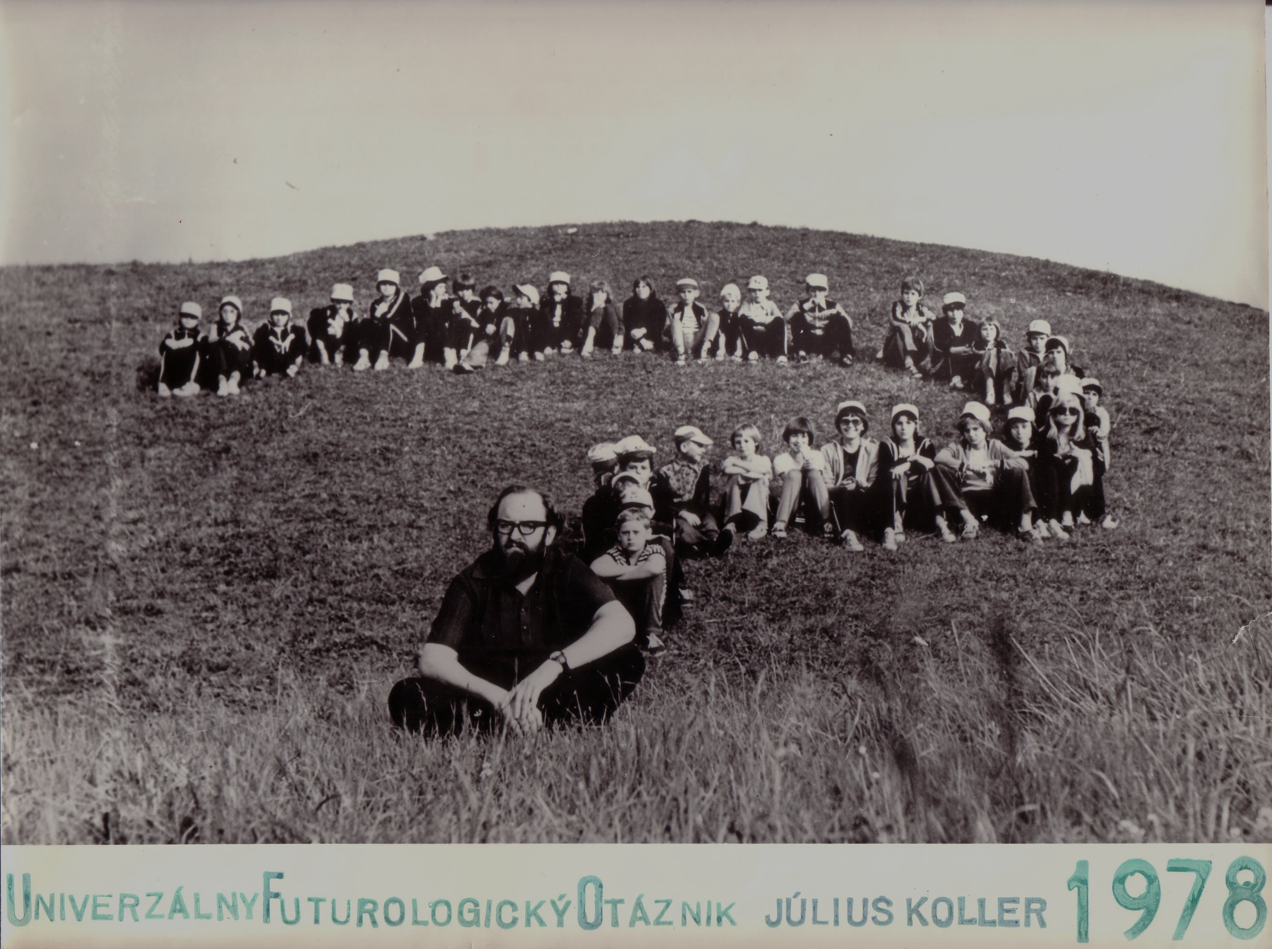 Koller Július, 1978, UniverzálnyFuturologickýOtáznik, fotgrafia, 29x22,5.jpg