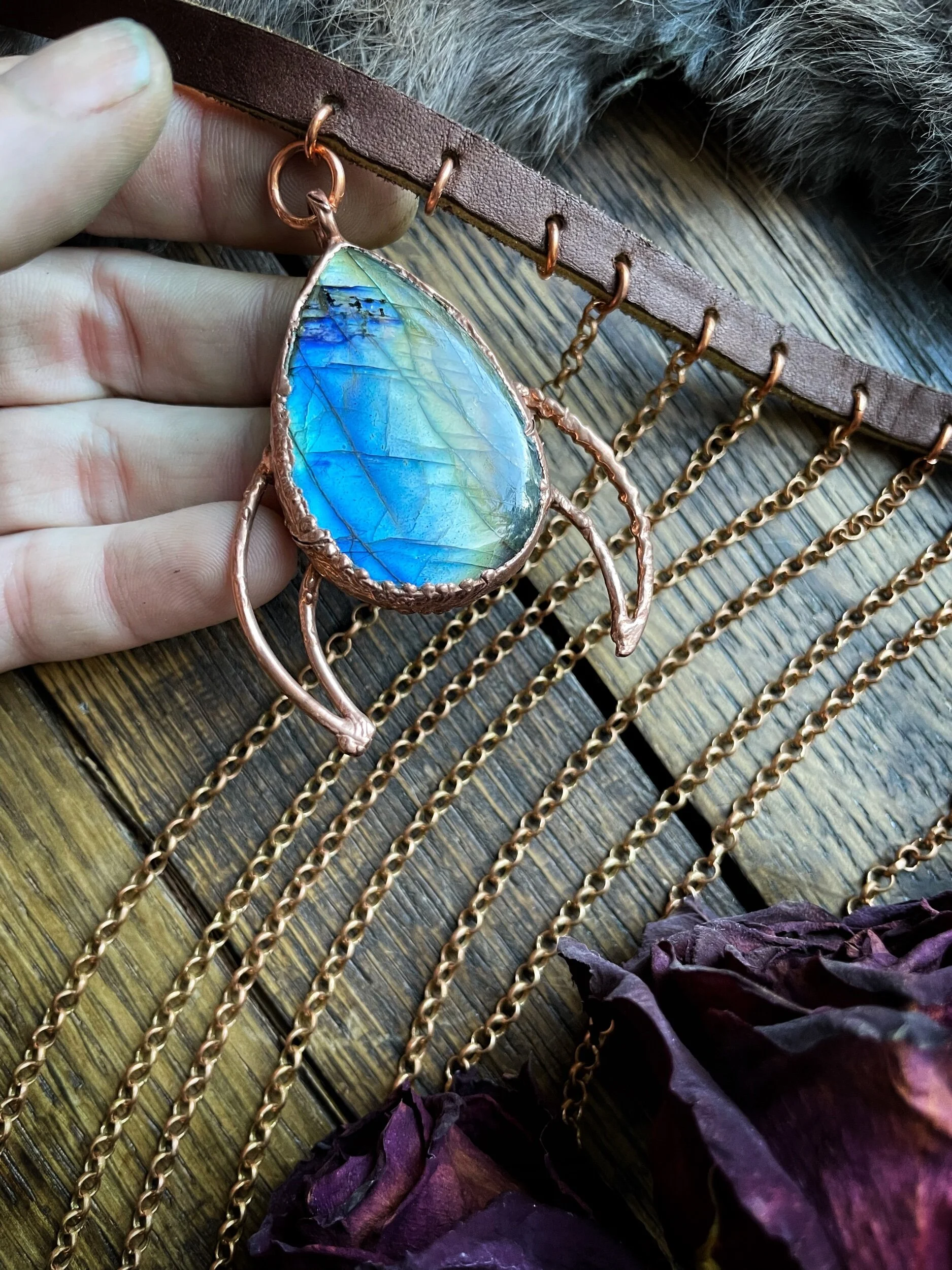 969598D2-9A83-47AC-ABA8-6E5C1D24C3AE