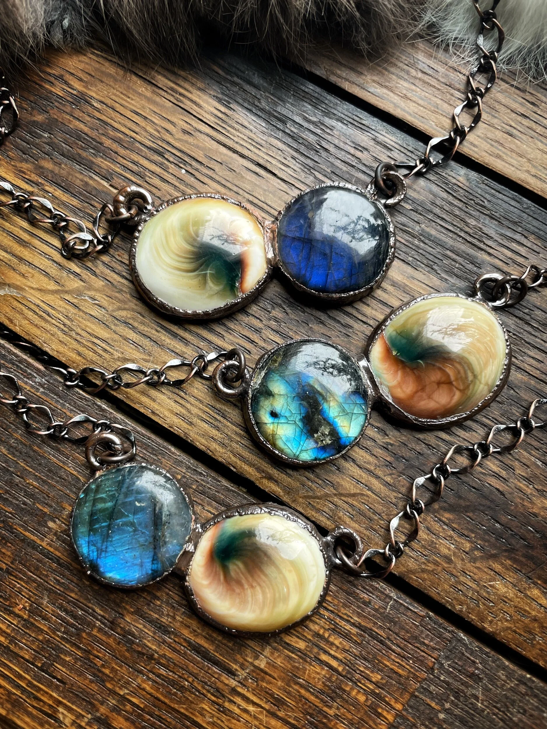 6B322B40-1328-44B3-AF9F-9FF0BDF227BC