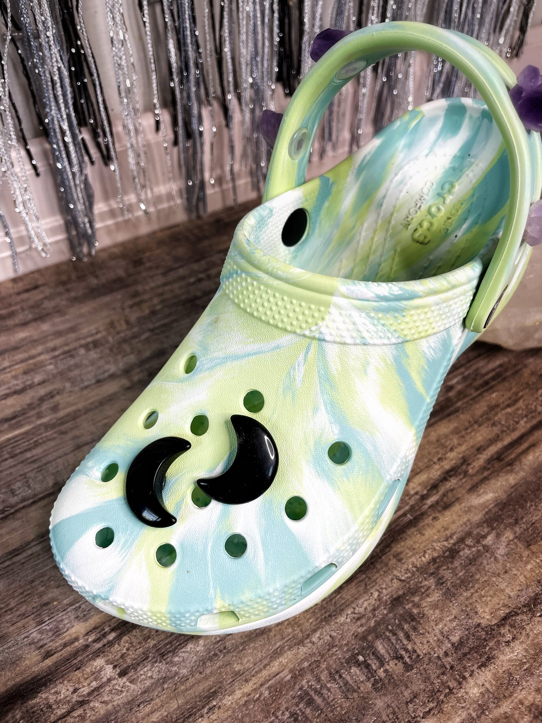 B2A75907-1938-4070-9046-F8D0D1B584AD