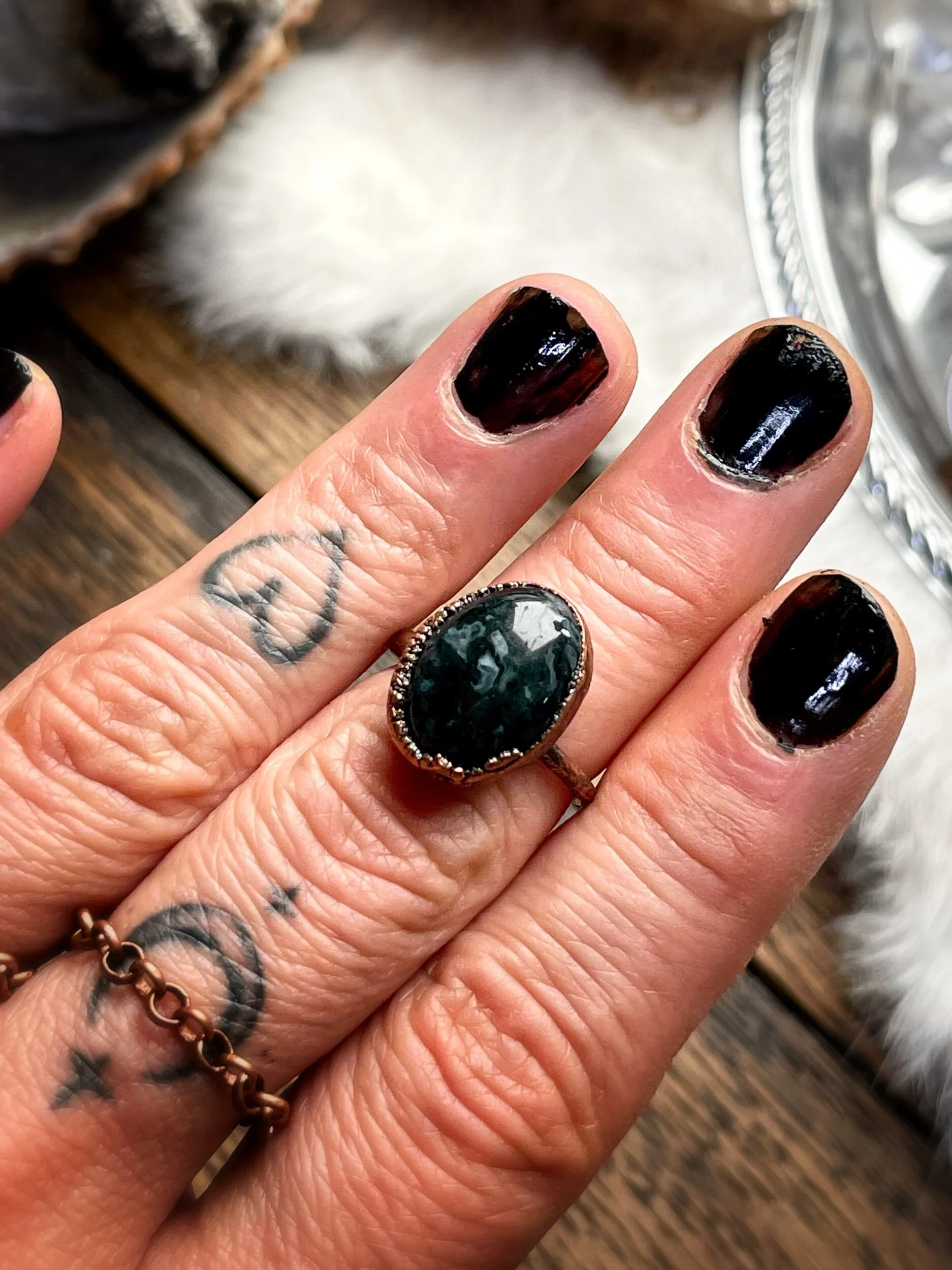 D0E76B85-BB47-4061-AFC3-47A2DB27A8BC