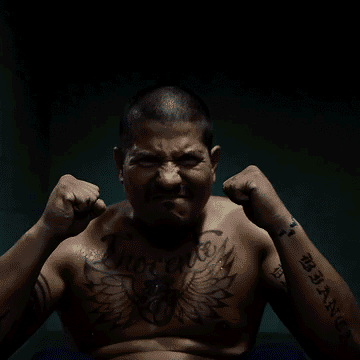 WHEN YOU DON'T HAVE DIRECTV _ LAWYER-low-WEB.gif