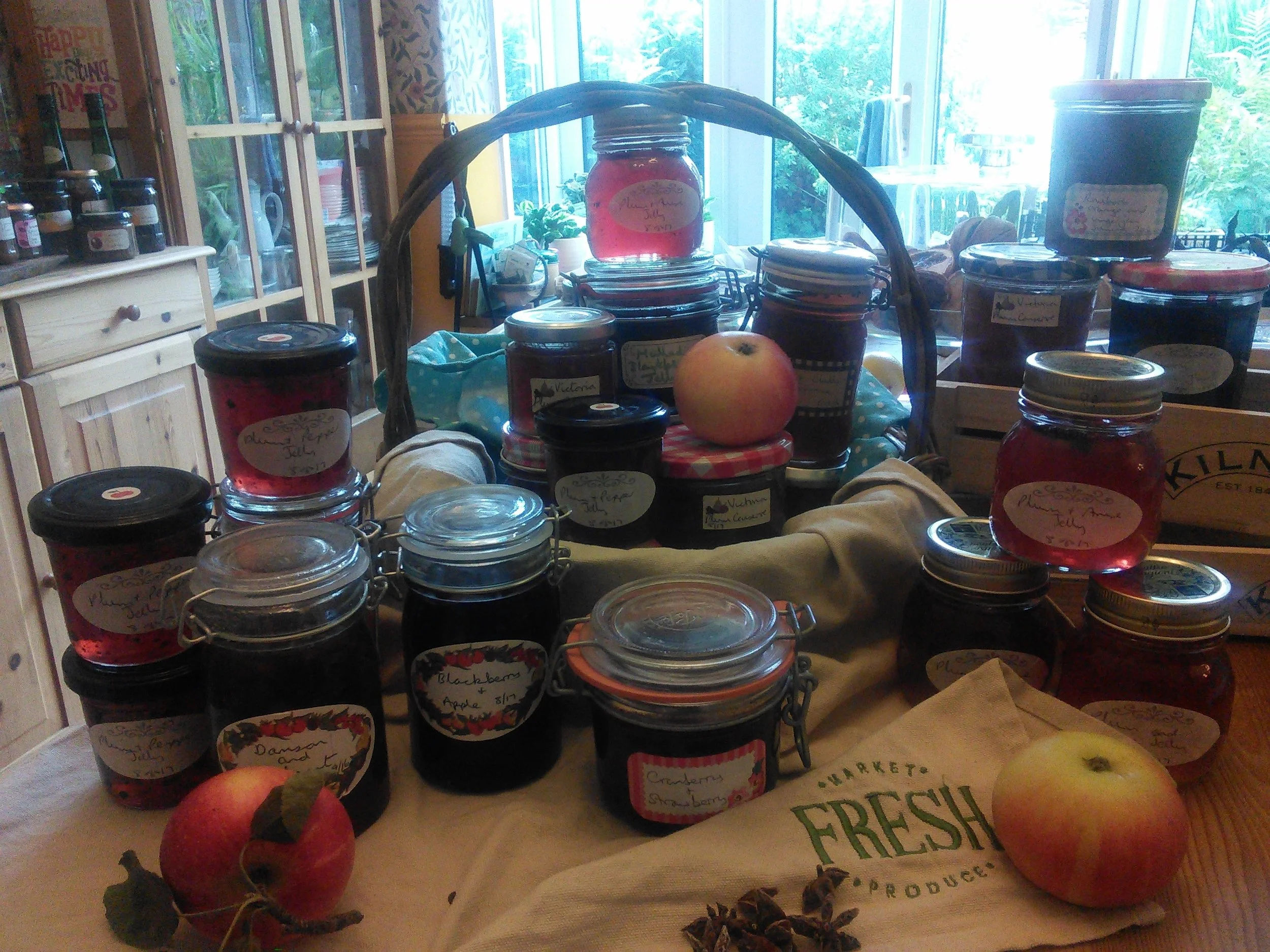 Jams, jellies and marmalades