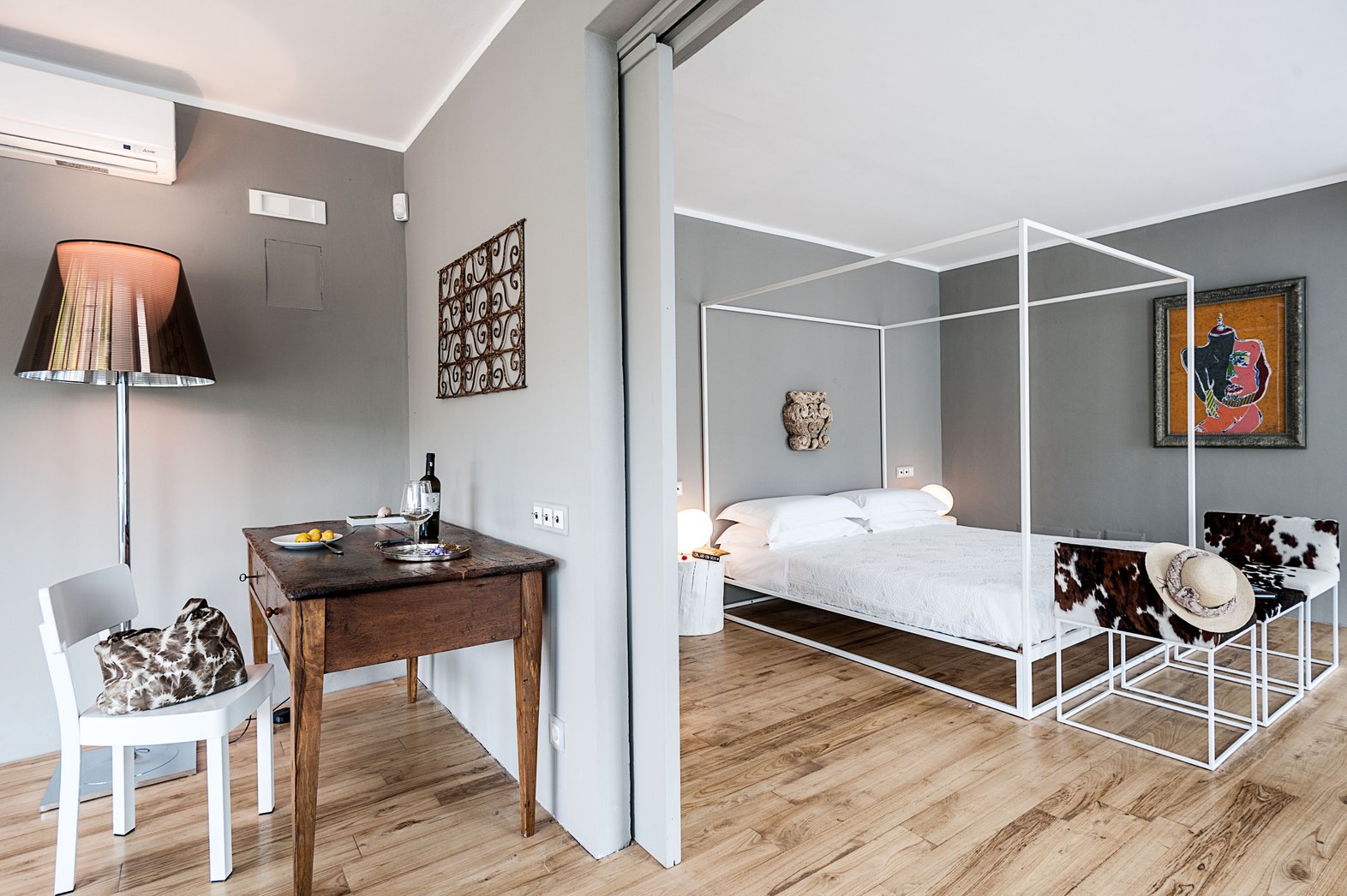 Shared Suite w/King Bed | Deposit Payment