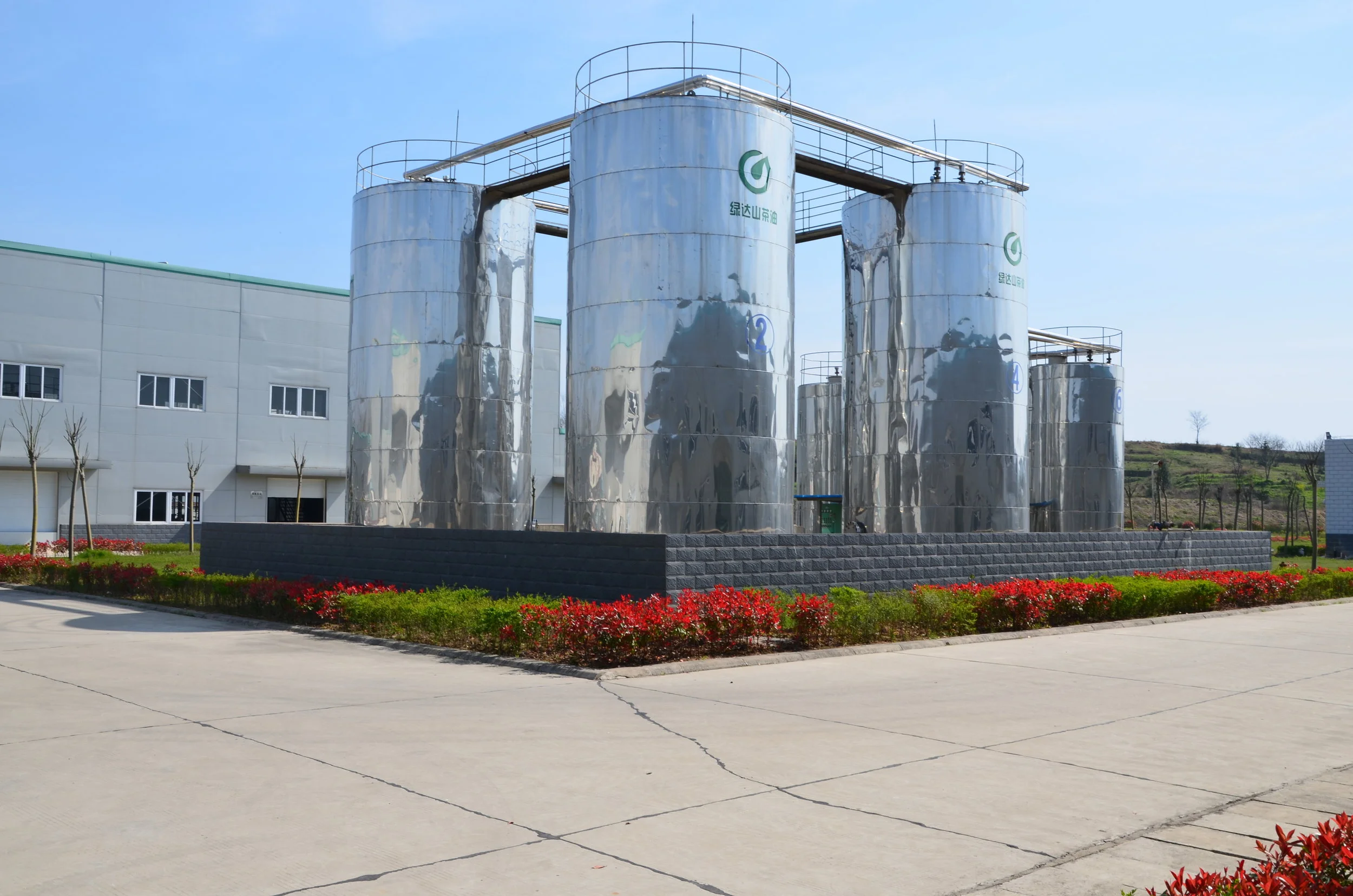 Henan Lingrui Pharmaceutical Co., Ltd: Awarding Employee Innovation