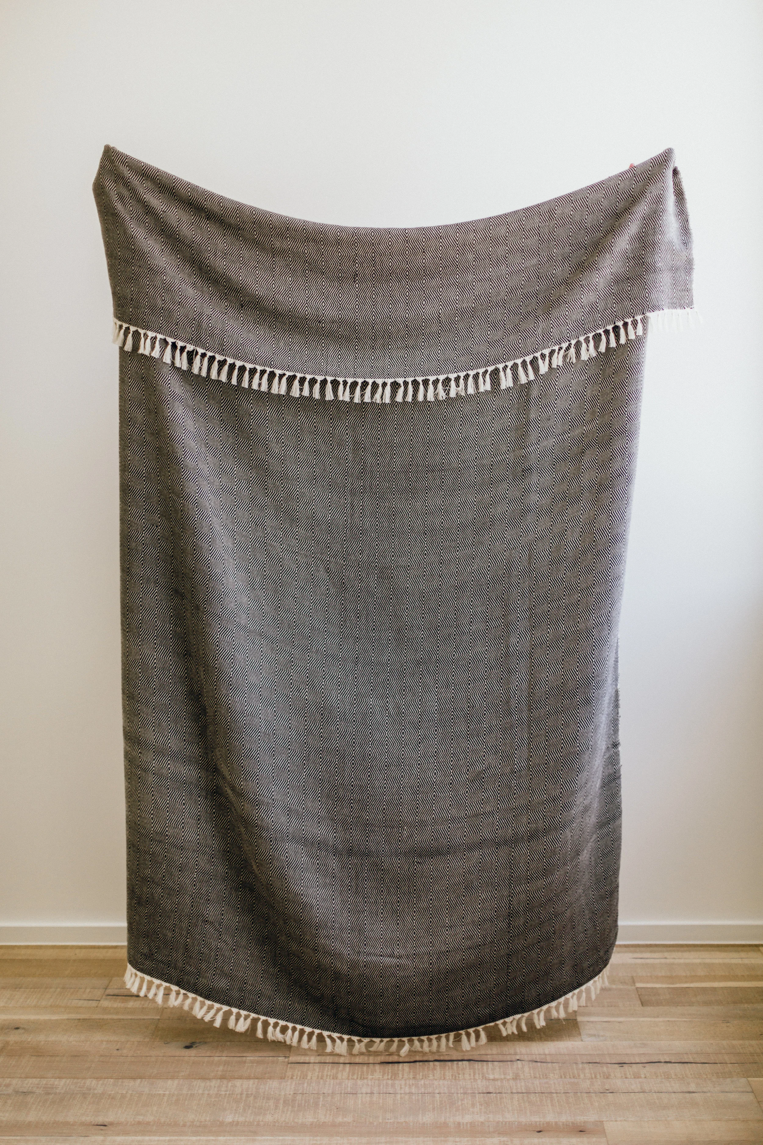 Srey Handwoven Throw- Main.jpg
