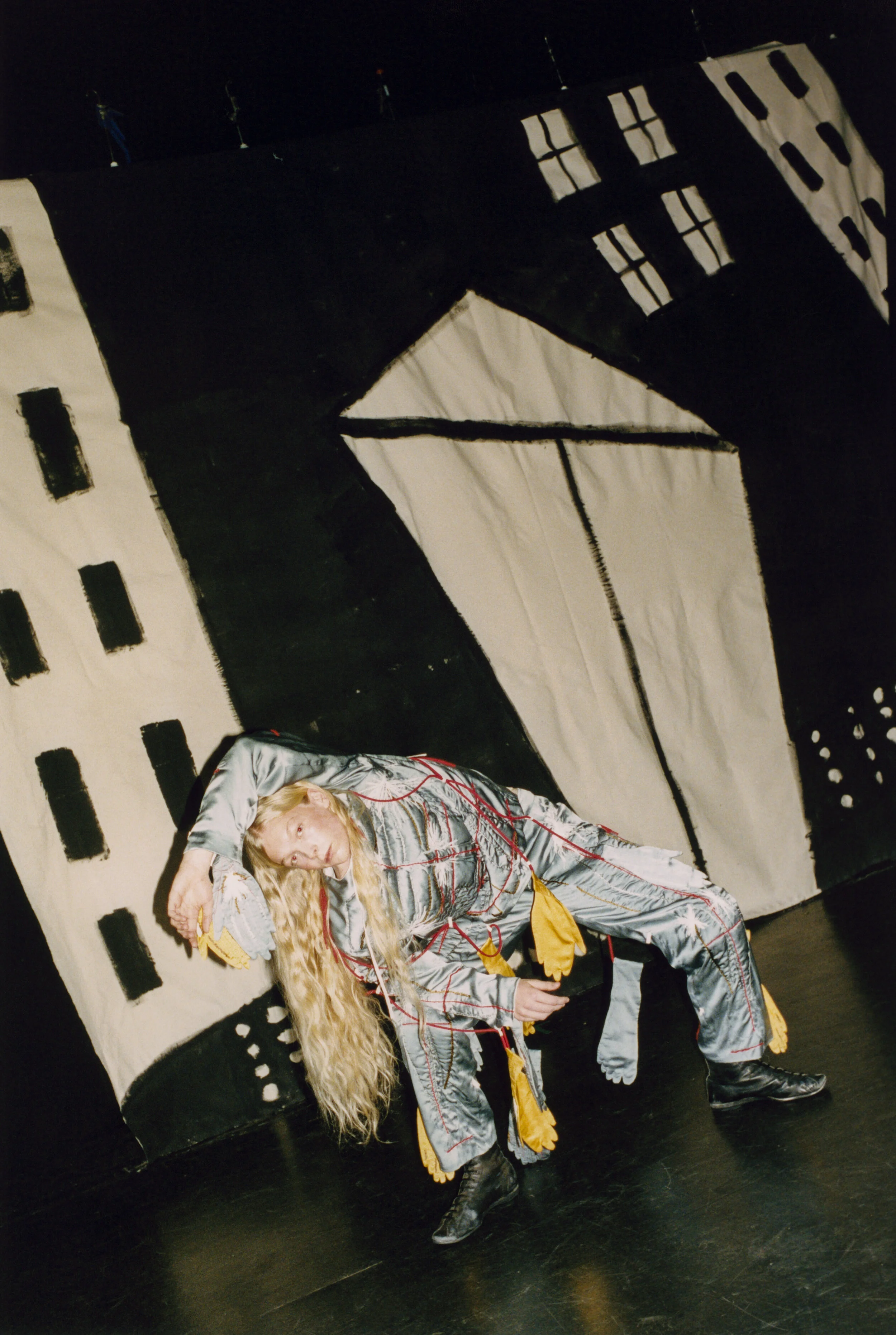 REPLICA WITH TONY 015.jpg