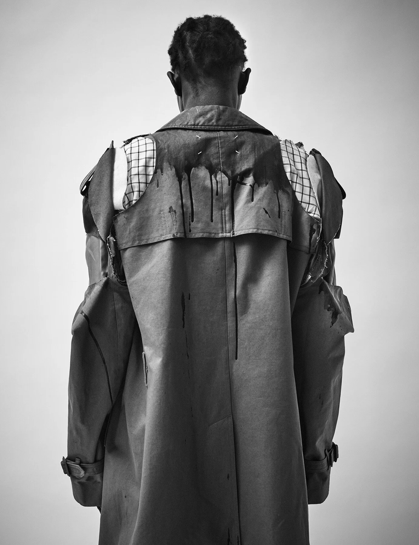 Mariano + Oliver_HEROINE_14_uncompressed_Page_6_Image_0001.jpg