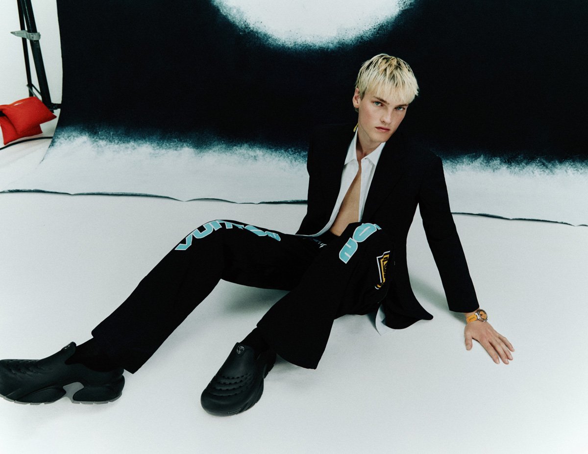 JOSH STOVELL Q-P5.jpg