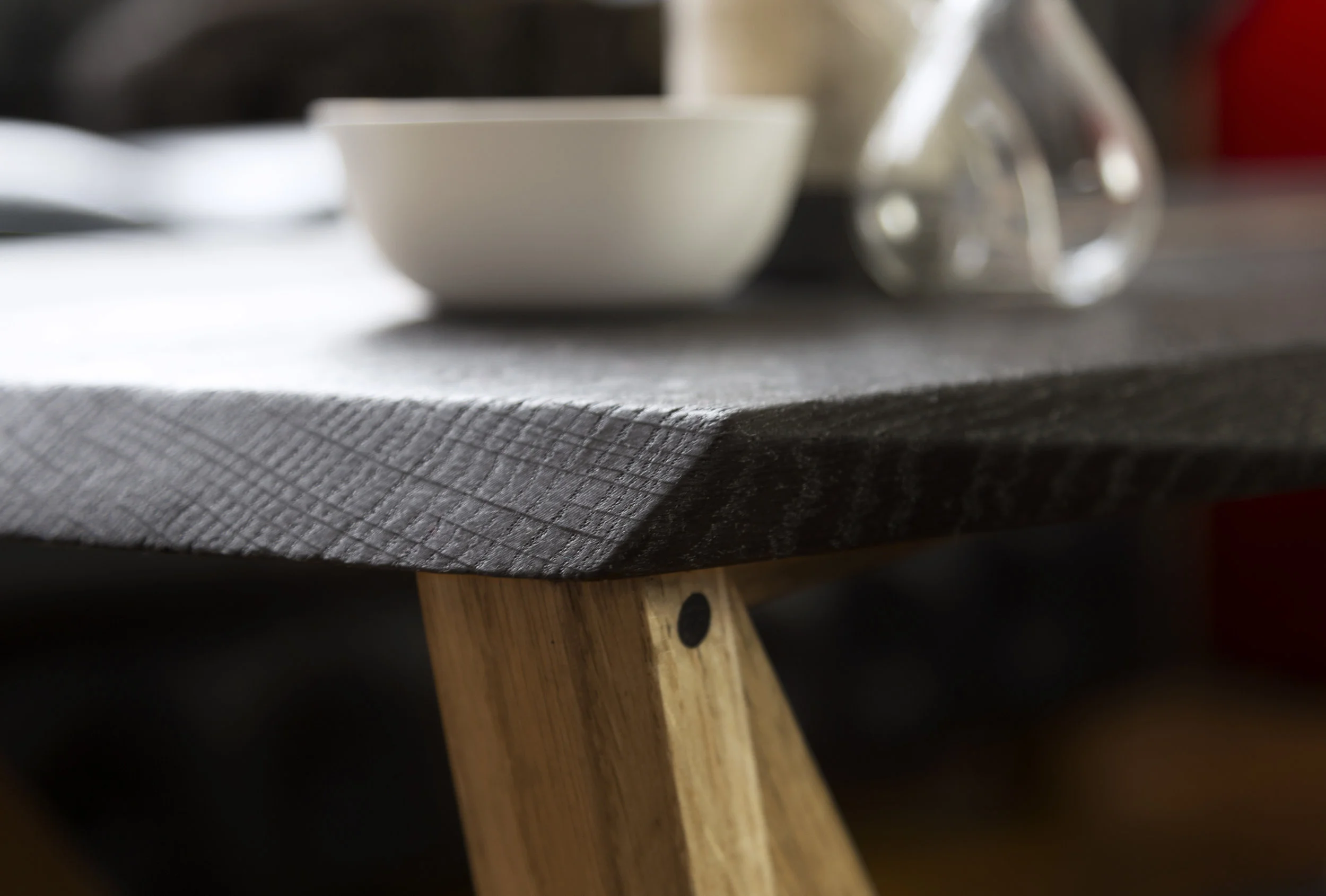 TABLE_detail.jpg