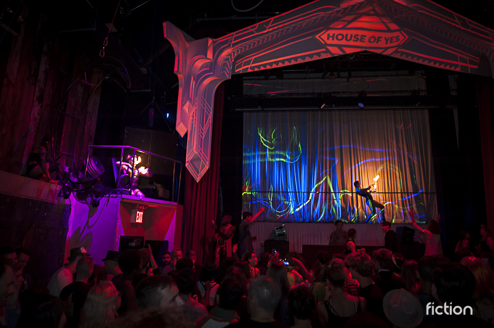 Inferno House Of Yes Andre Lodemann 20161008 CB_0297.JPG