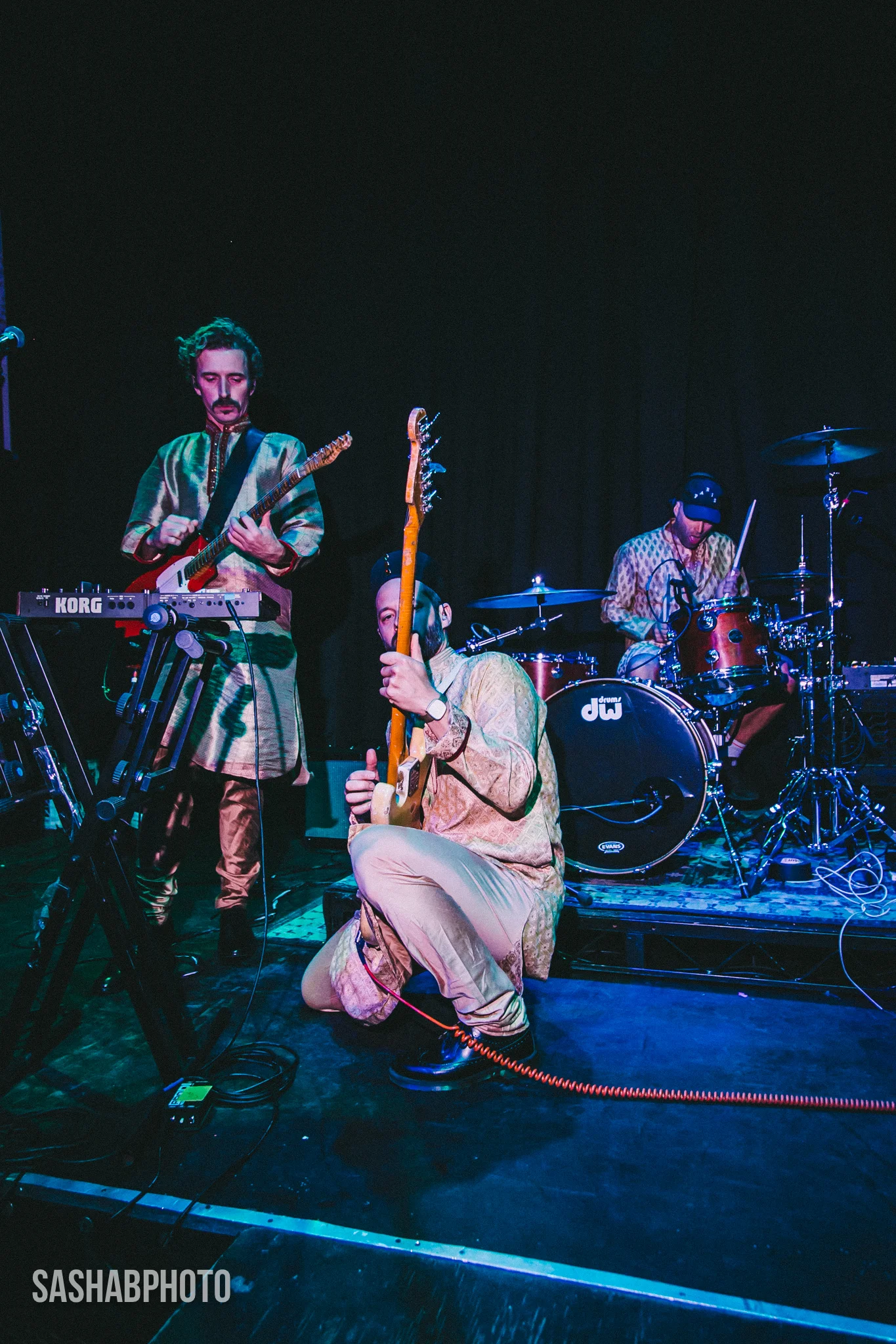 FICTION_WHOMAEWHO_hoy_1114 _0043.jpg