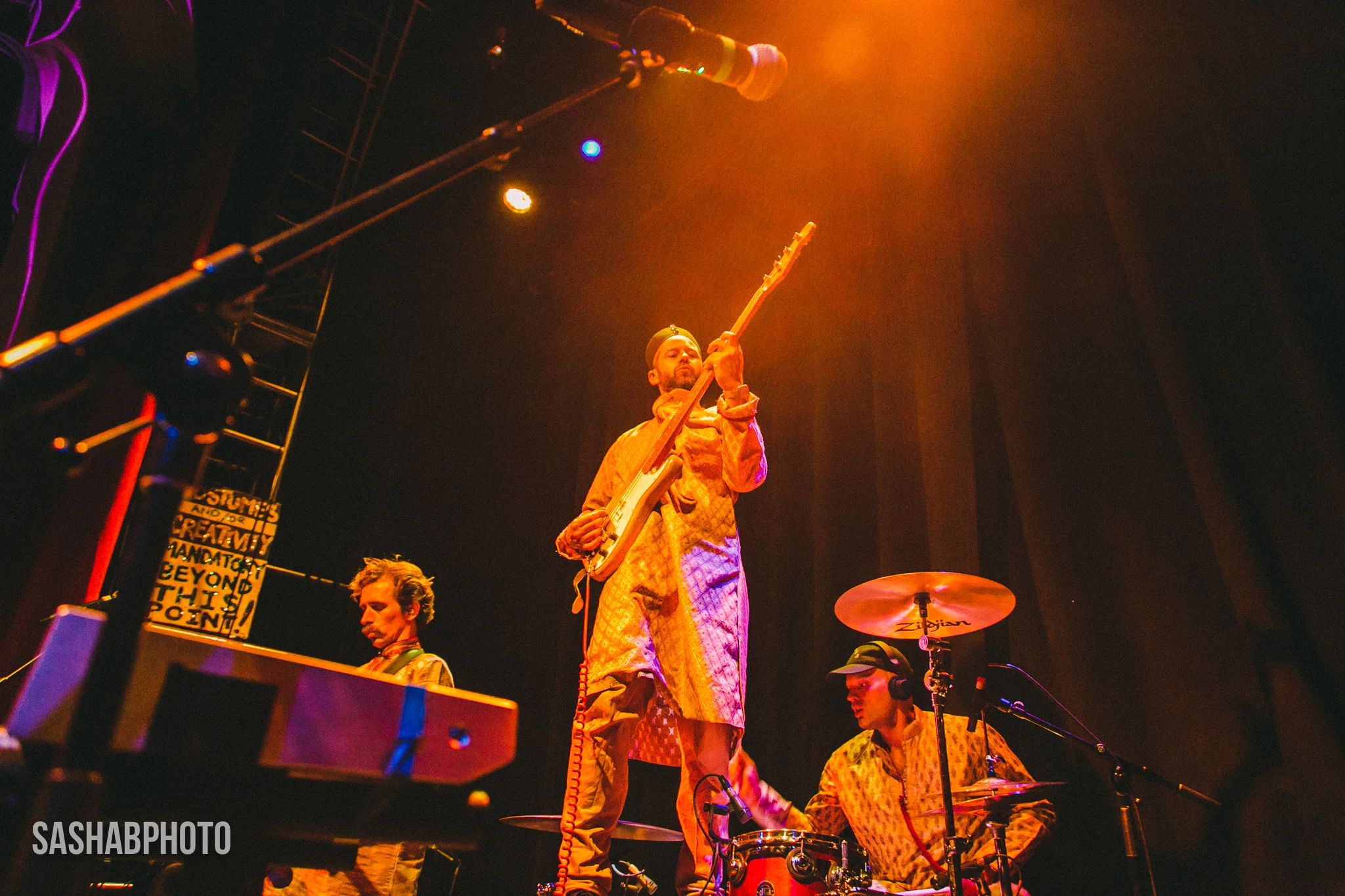 FICTION_WHOMAEWHO_hoy_1114 _0125.jpg