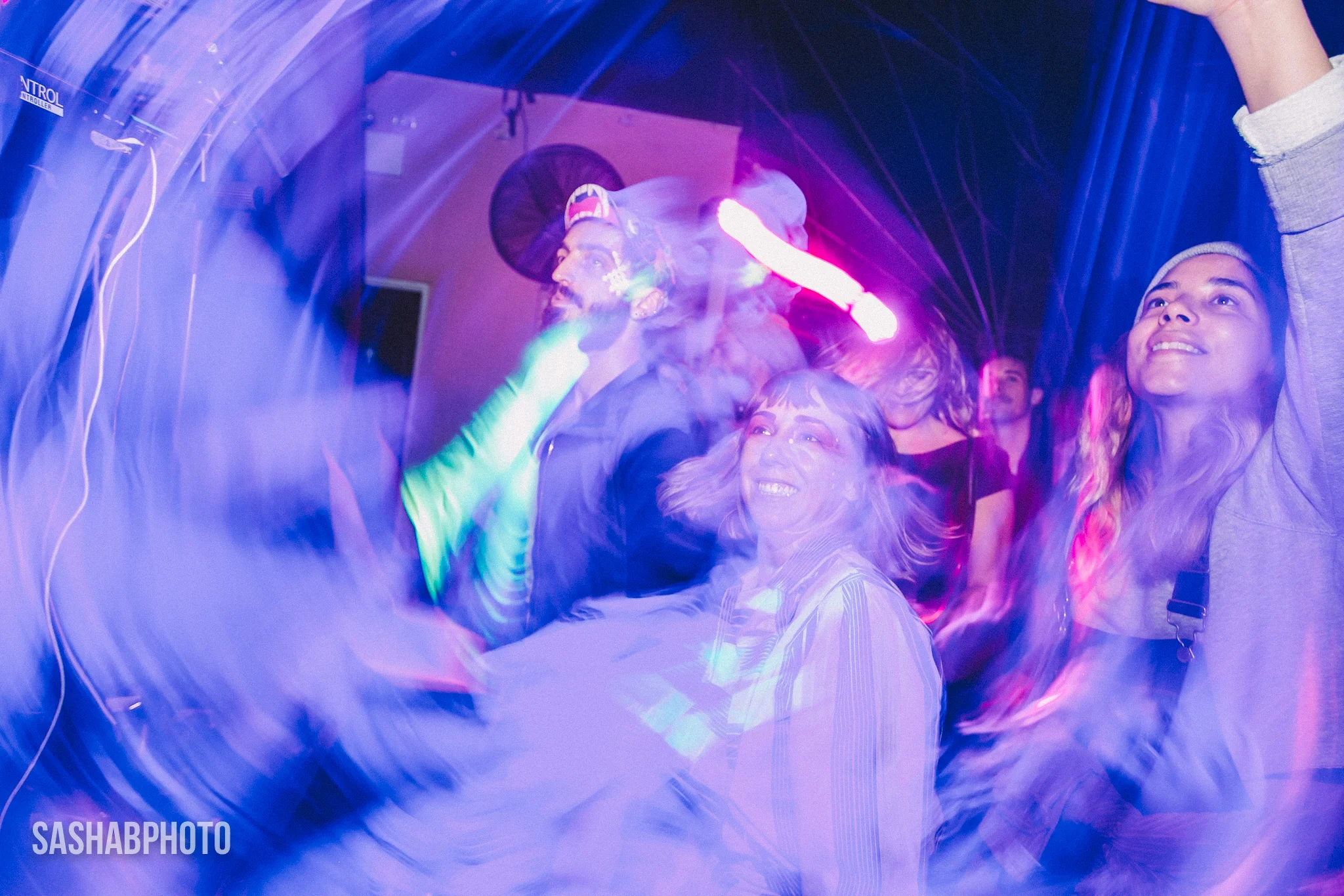 FICTION_WHOMAEWHO_hoy_1114 _0283.jpg
