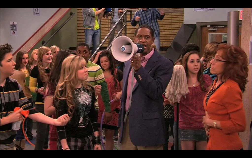 Tim Russ as 'Principal Franklin' on iCarly