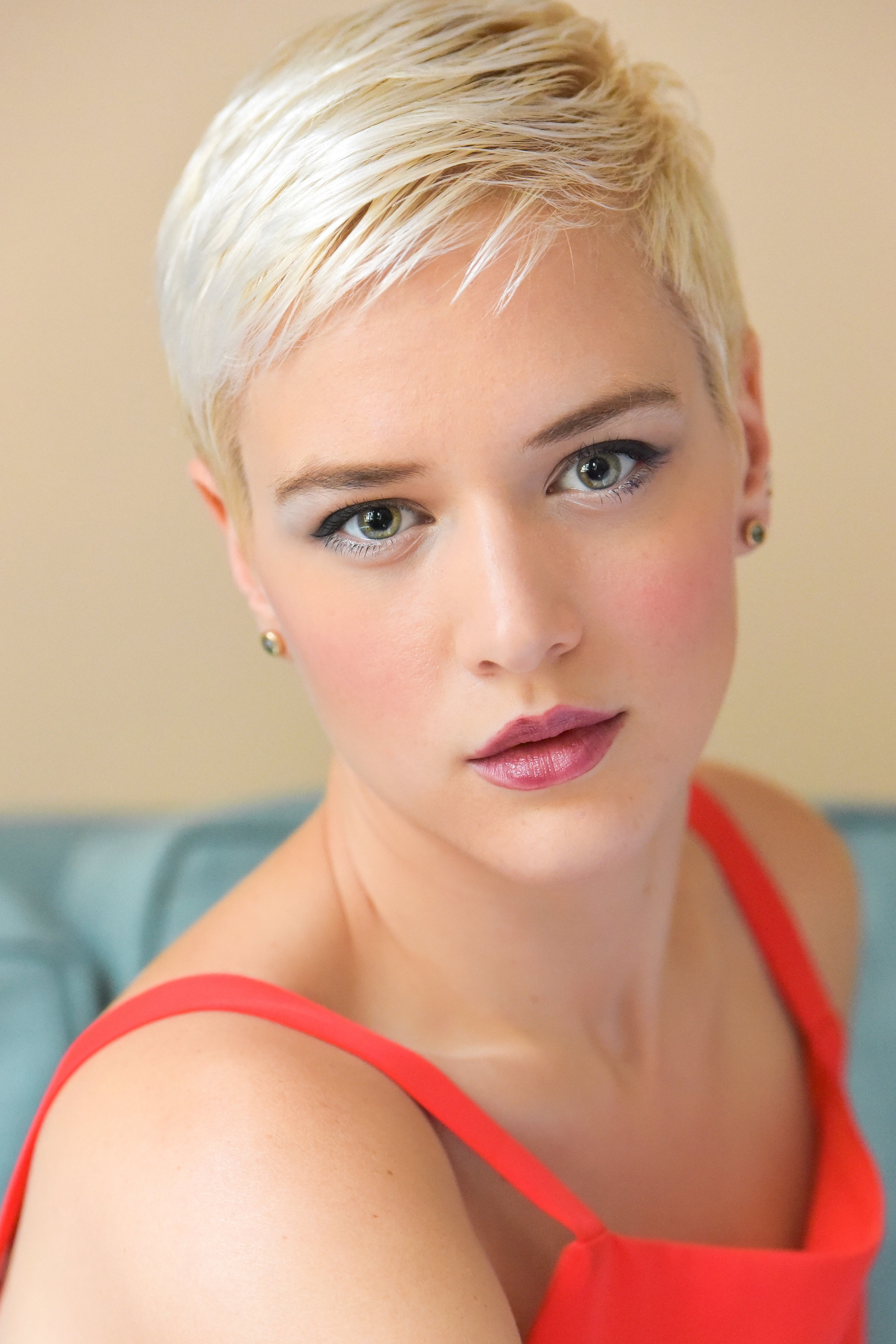 LaurenPearlEberwein.Headshot.jpg