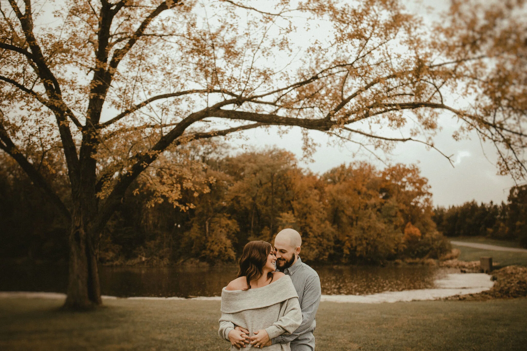 rainy fall engagement | brooke + sean